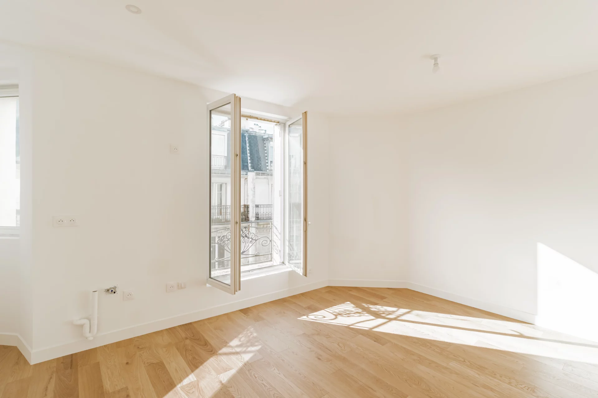 Paris 15e - COMMERCE DISTRICT