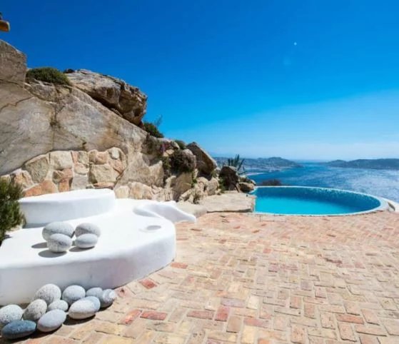 Villa située à Mykonos avec une très belle vue mer