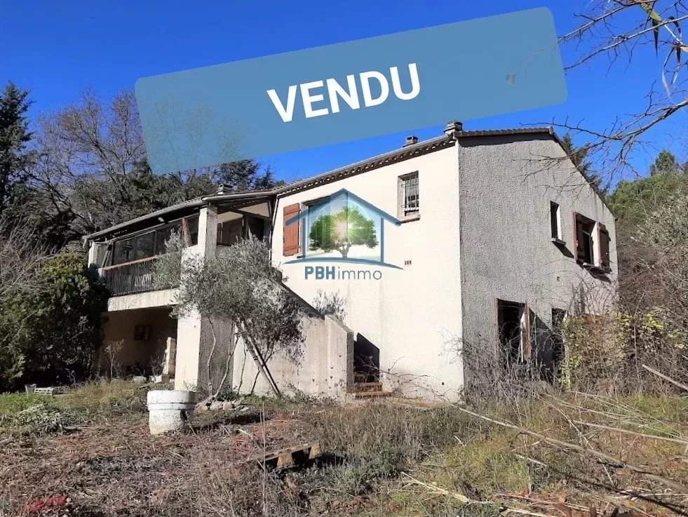 À Anduze : une perle en devenir, maison à rénover avec jolie vue dégagée !