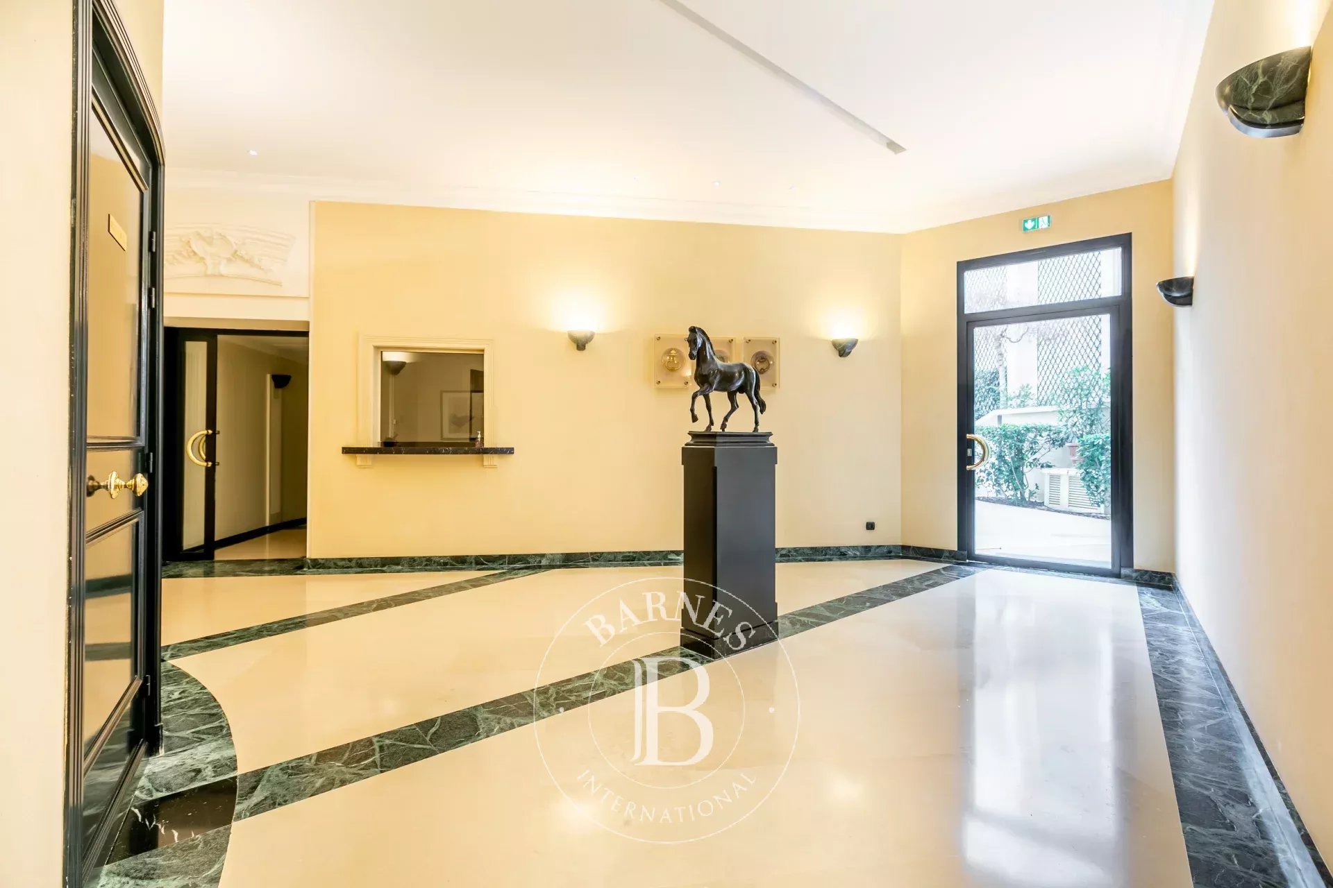 Daire Paris 1er - picture 21