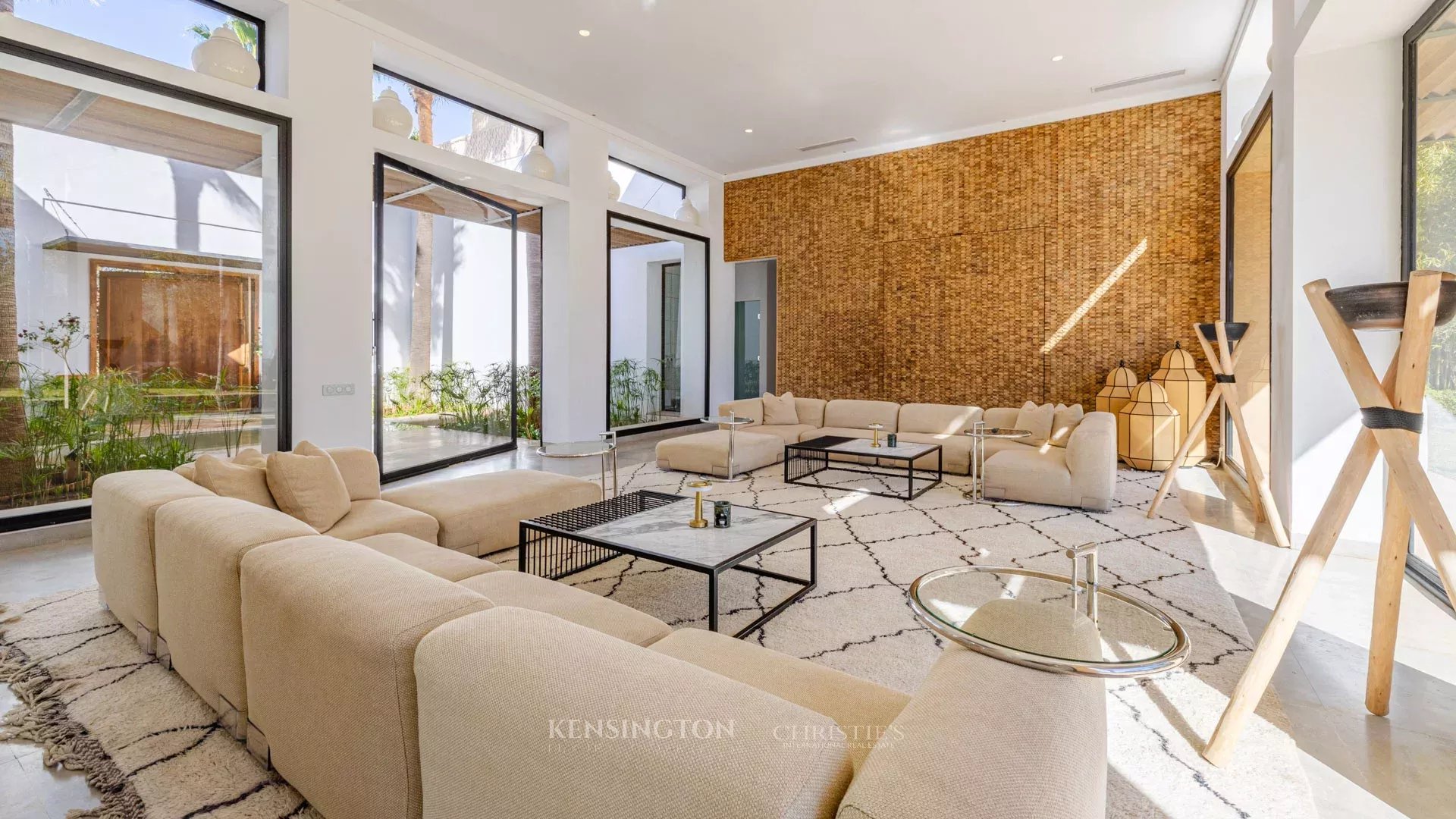 5 Bedroom Villa/Townhouse's Image 11