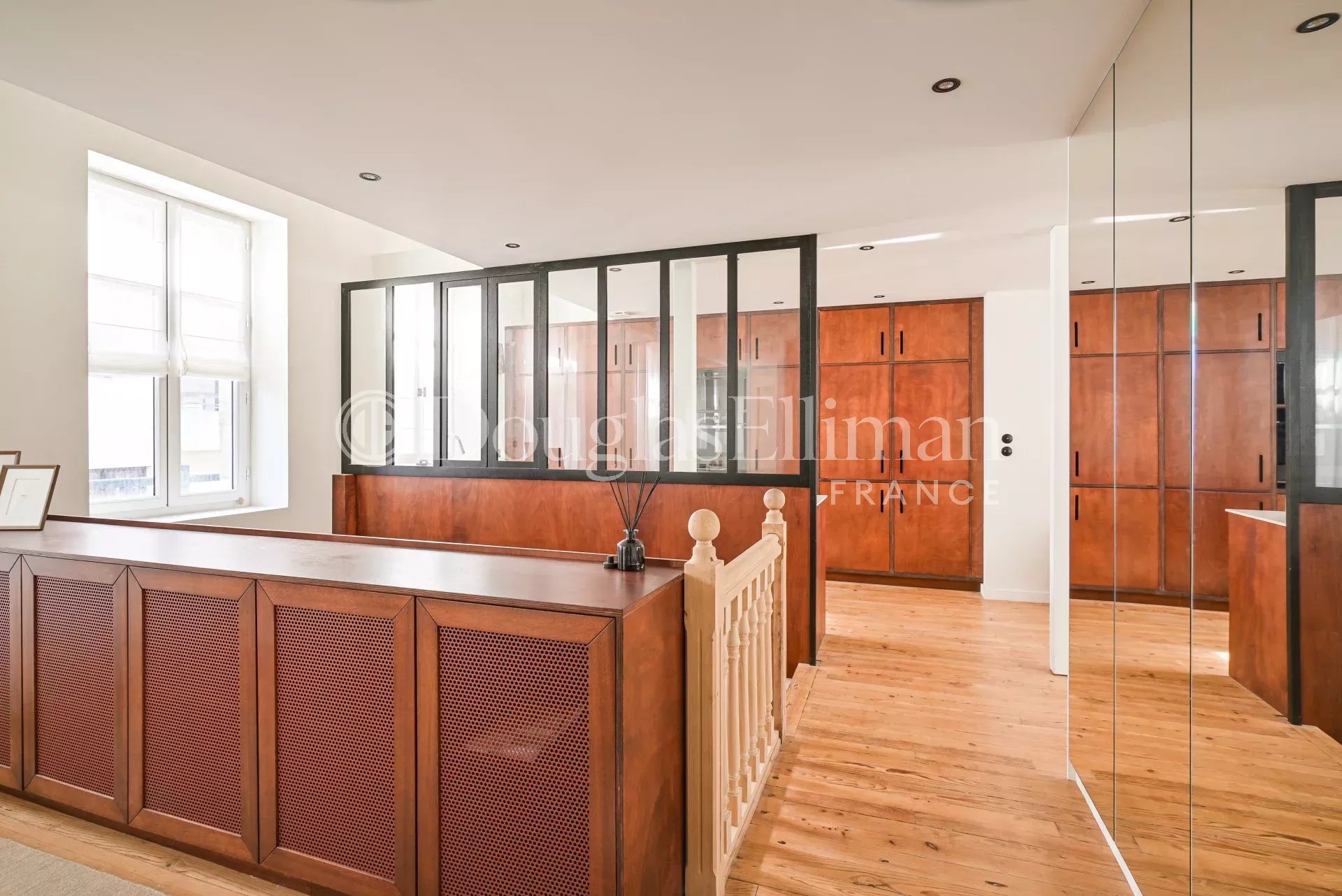 BIARRITZ – Centre ville appartement d’architecte rénové - Image nᵒ3