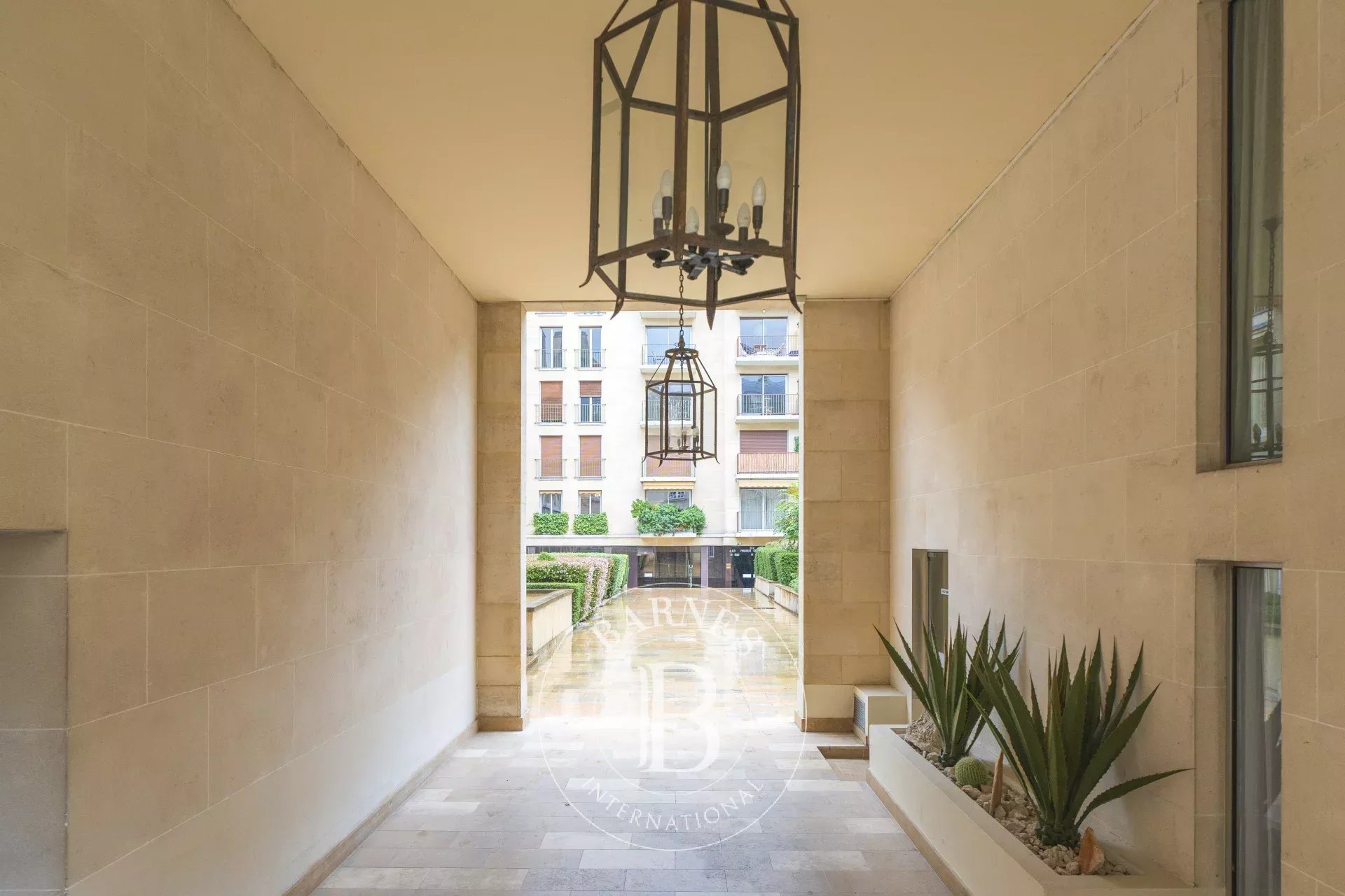 Daire Paris 3ème - picture 12