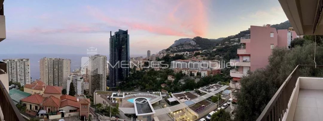 PROCHE MONACO 4 PIECES MEUBLE A BEAUSOLEIL