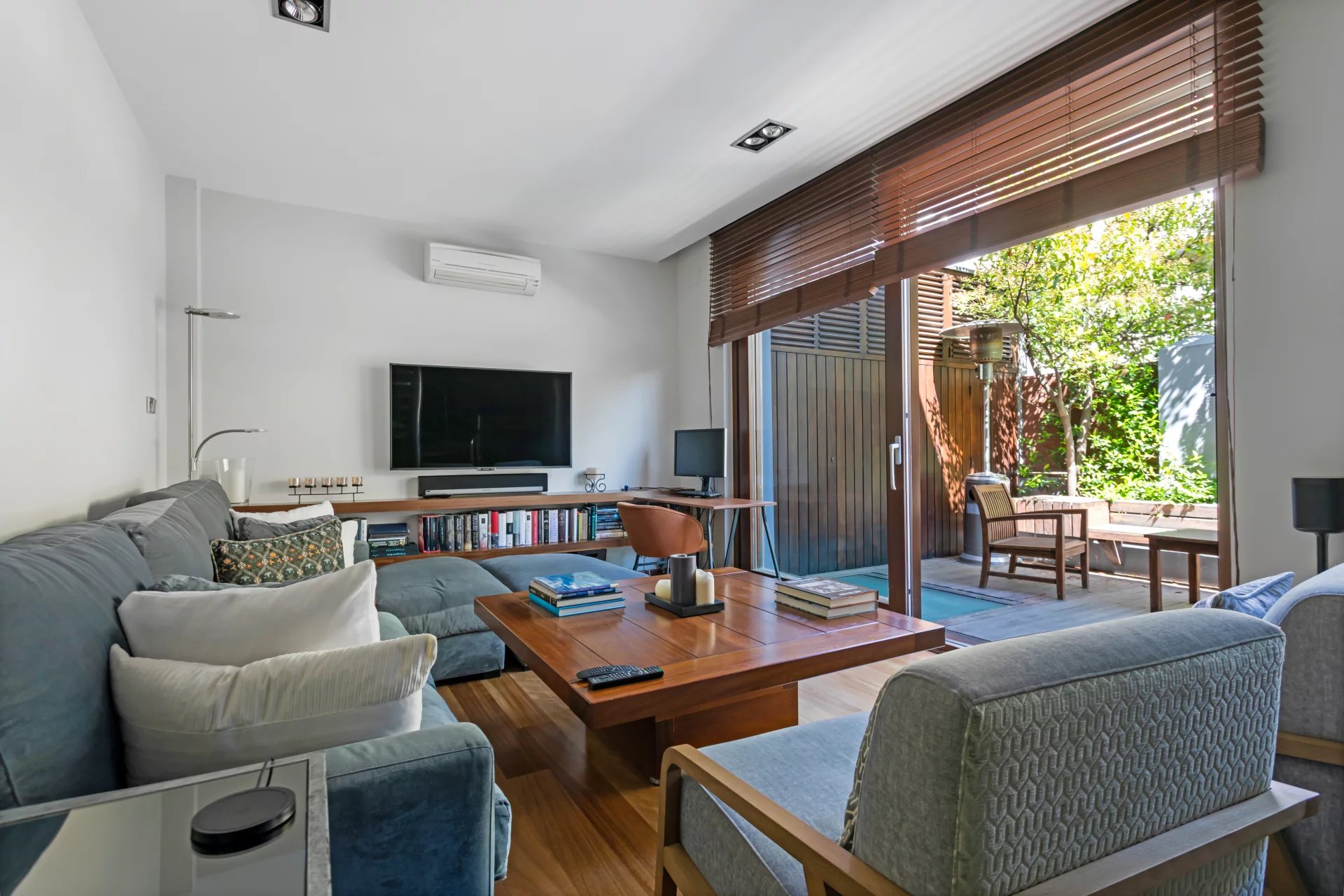 Luxury terraced house in Madrid for rent