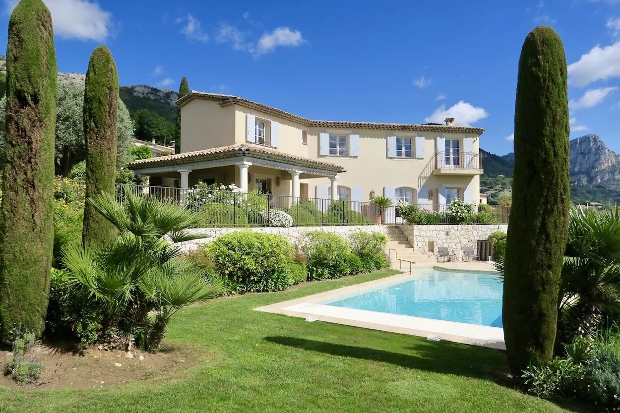Image of Villa - 4 Bedrooms for Sale in Alpes-Maritimes-Vence-France, Image 5