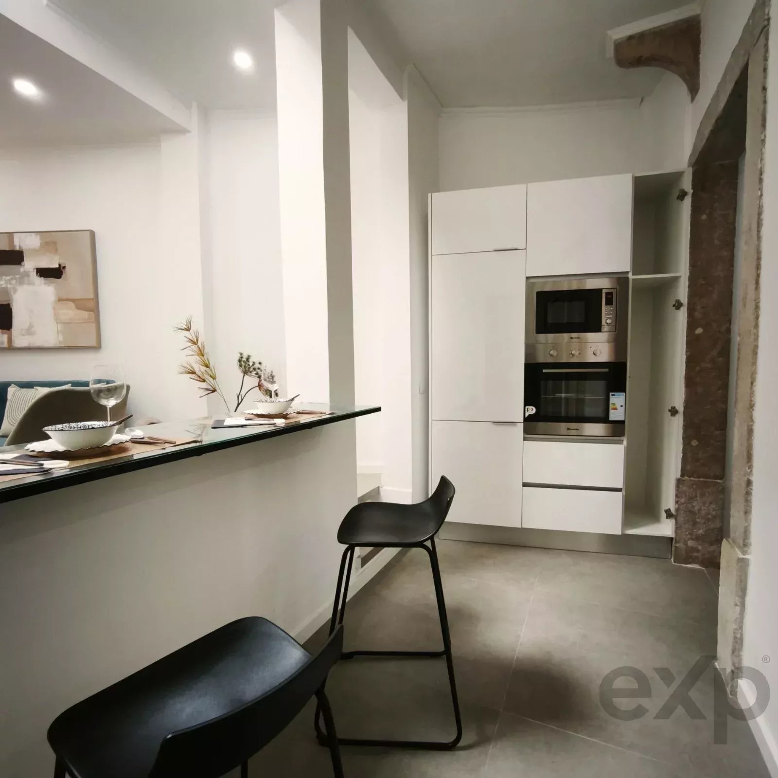 Fully Renovated 3-Bedroom Apartment with En-Suite and Walk-In Closet in Penha de França 87177065 image 7