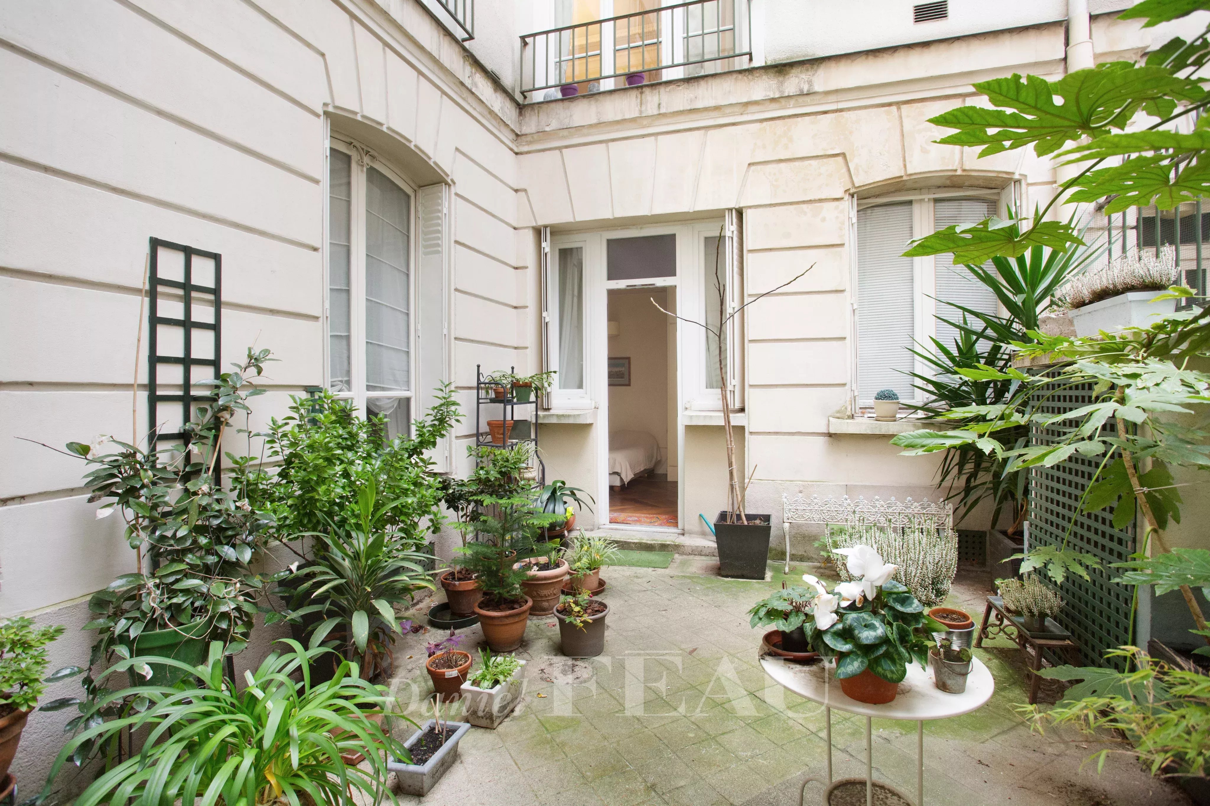 Cour privative 