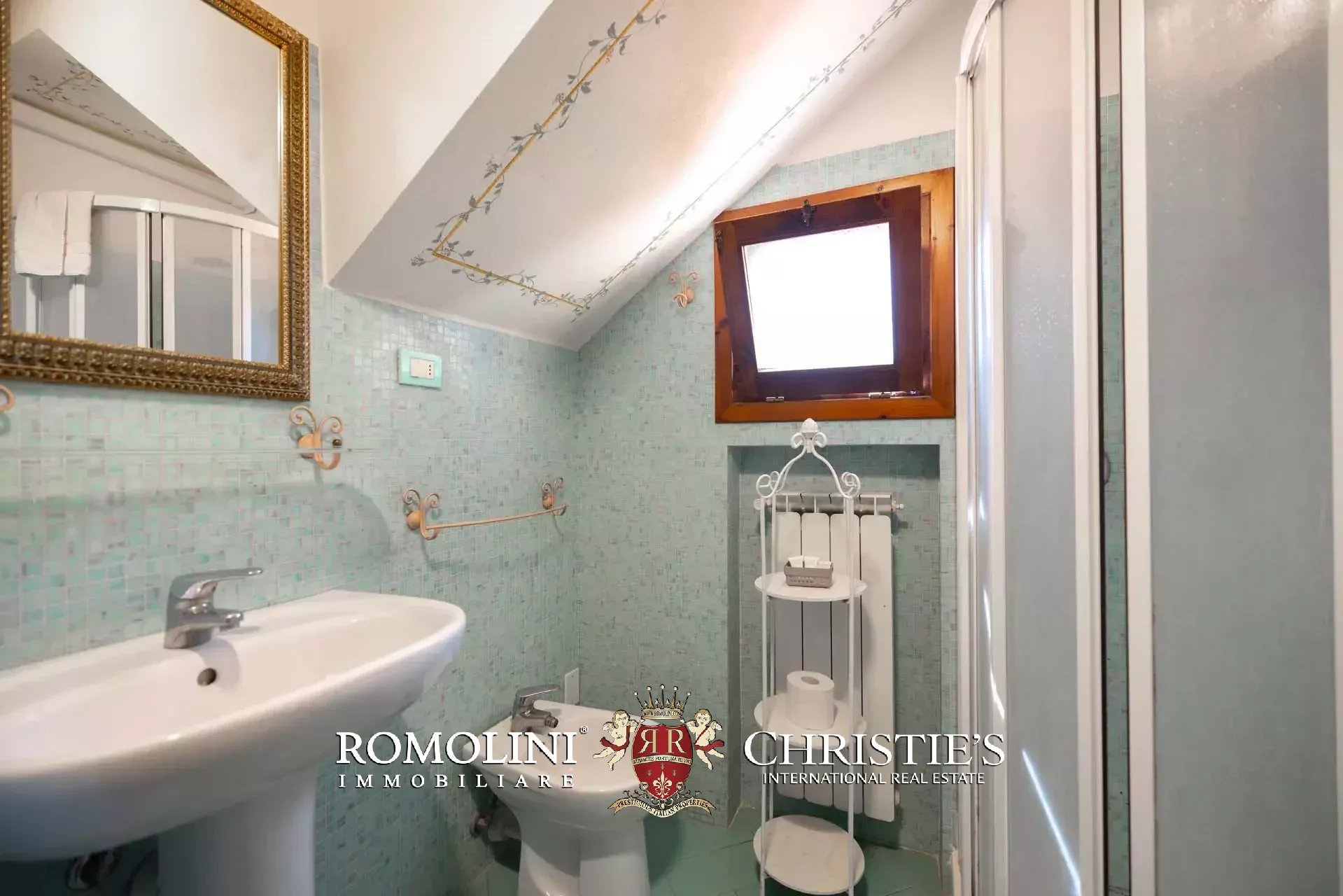 19 Bedroom Villa/Townhouse's Image 74
