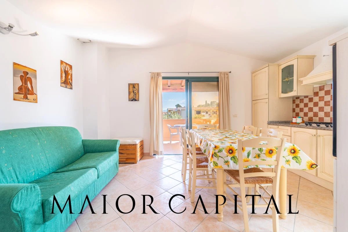 Budoni centro | Trilocale con cantina e giardino privato