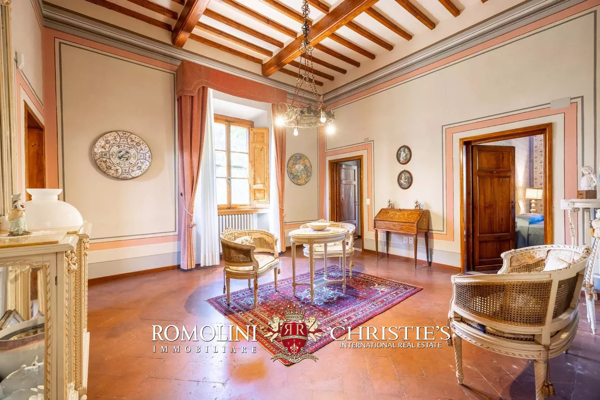 30 Bedroom Vineyard's Image 42
