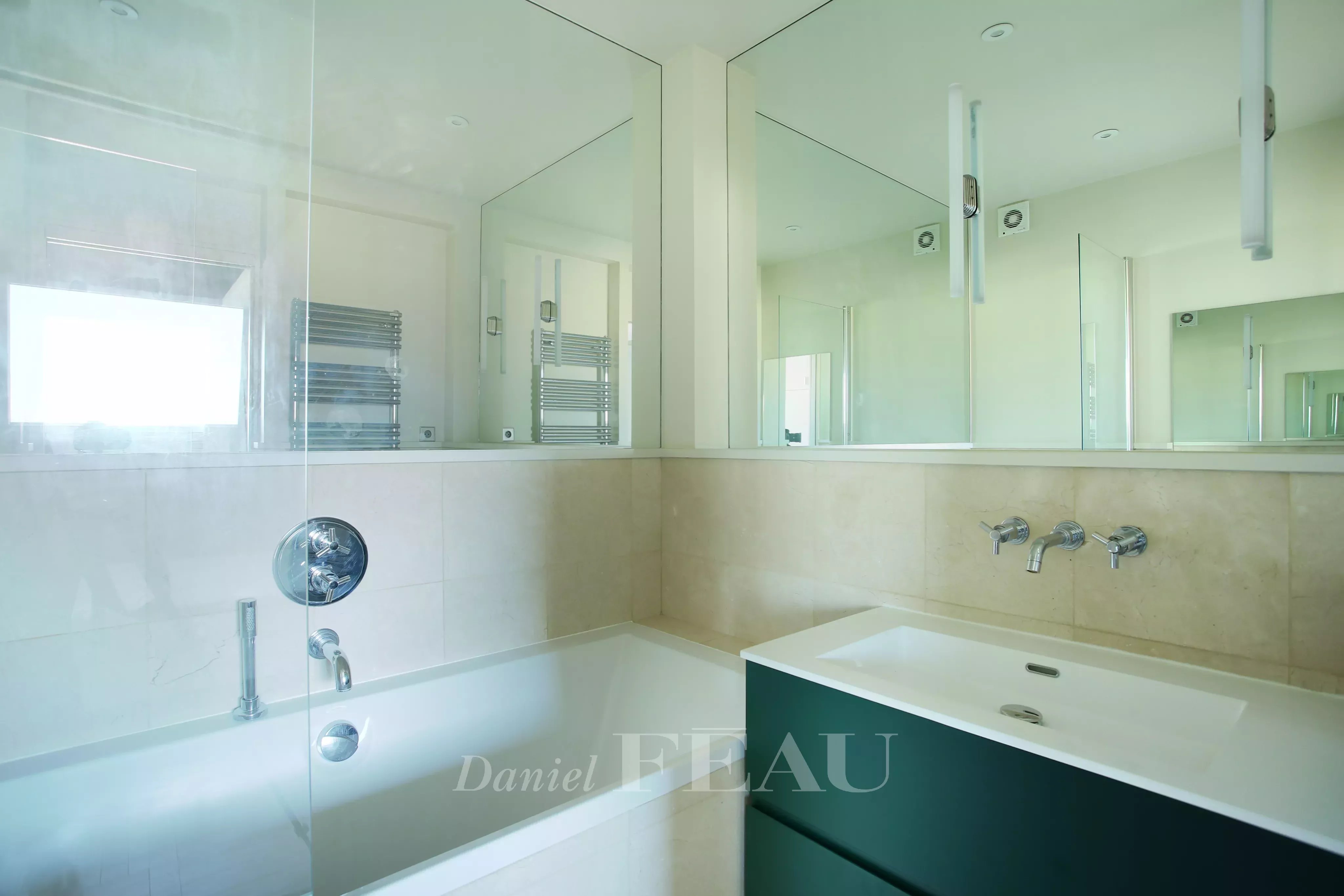 Rental Apartment Paris 16th