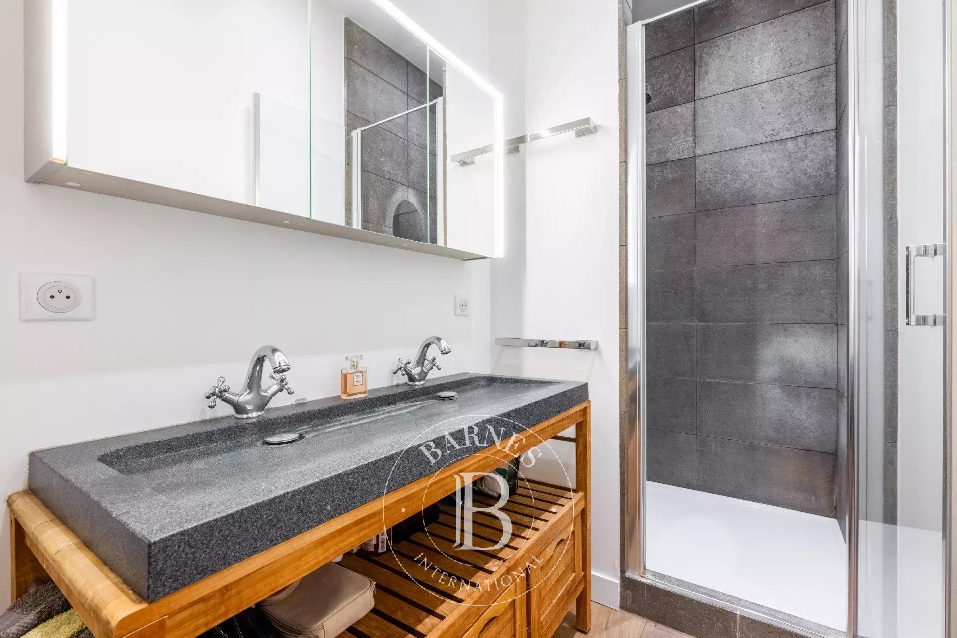 Daire Paris 7ème - picture 25