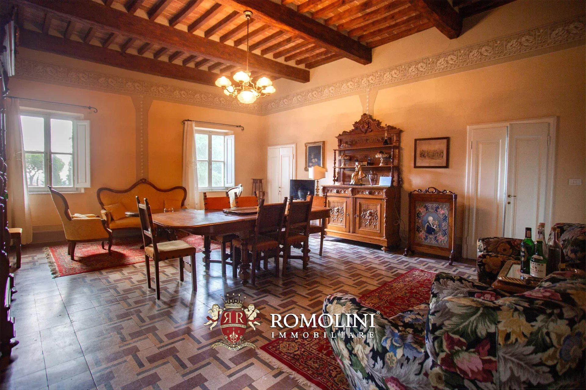 7 Bedroom Villa/Townhouse's Image 28