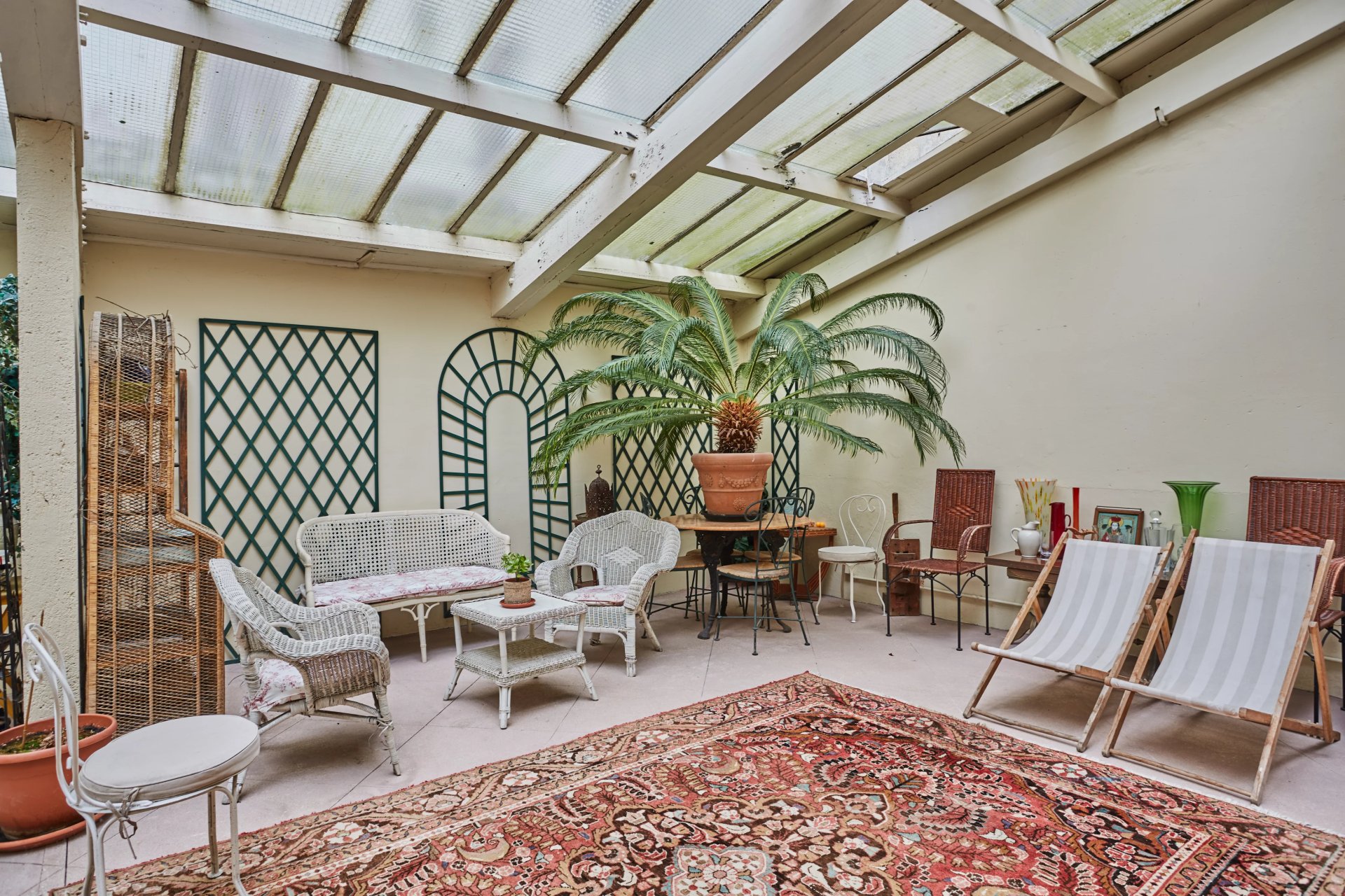 7 Bedroom Villa/Townhouse's Image 7
