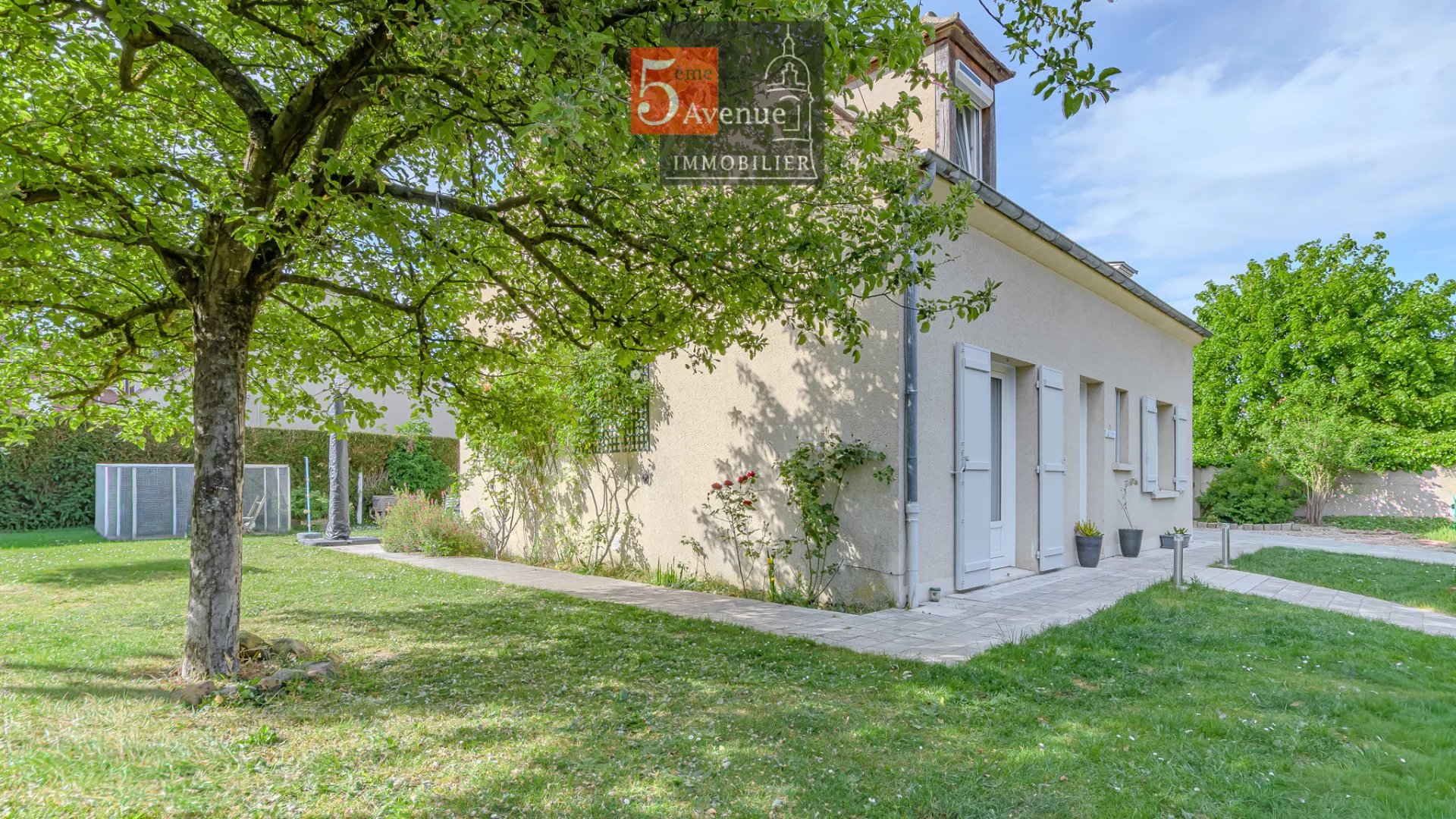 Maison de 4 chambres à vendre à Chantilly avec jardin clos à