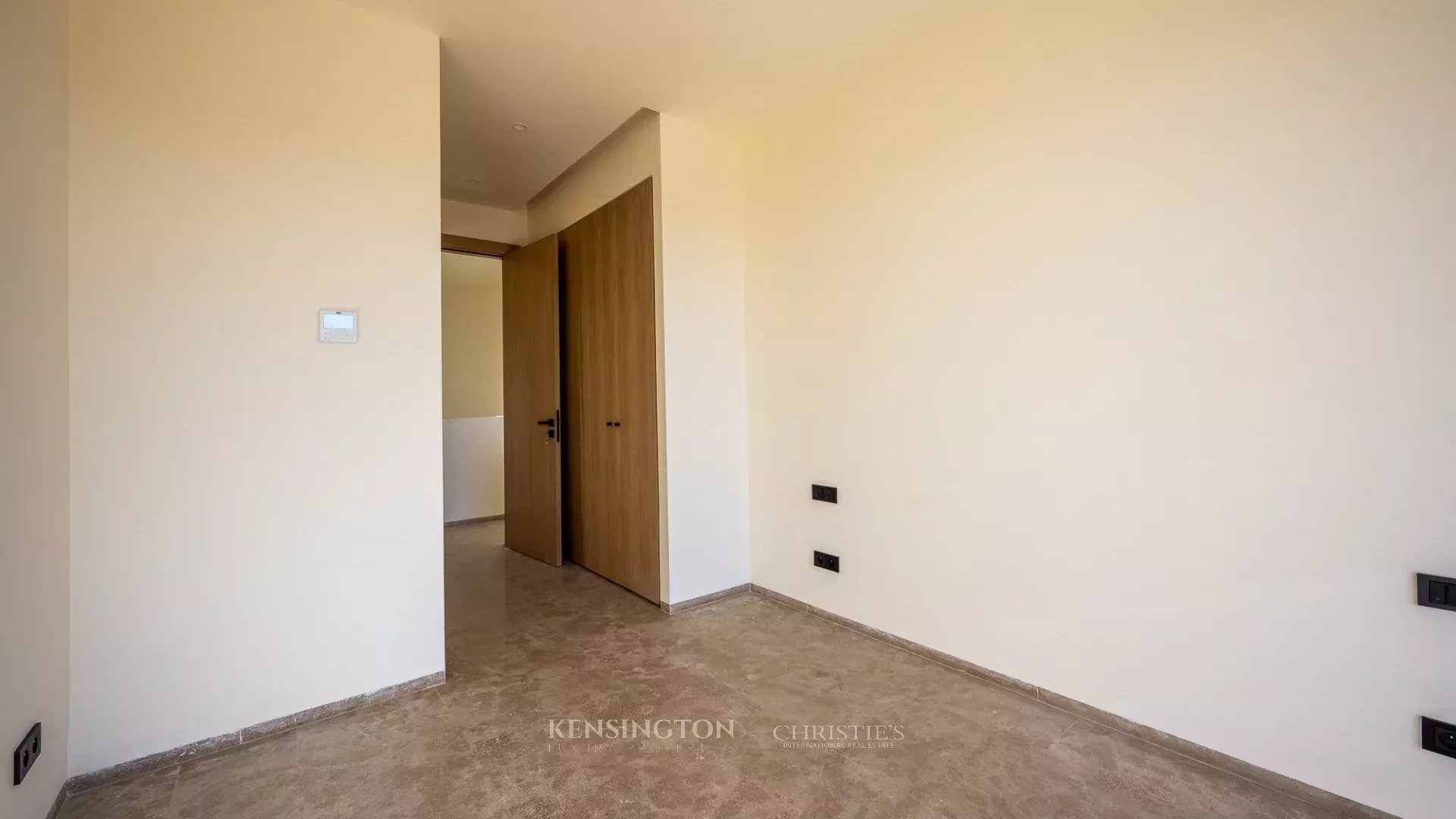 4 Bedroom Villa/Townhouse's Image 21