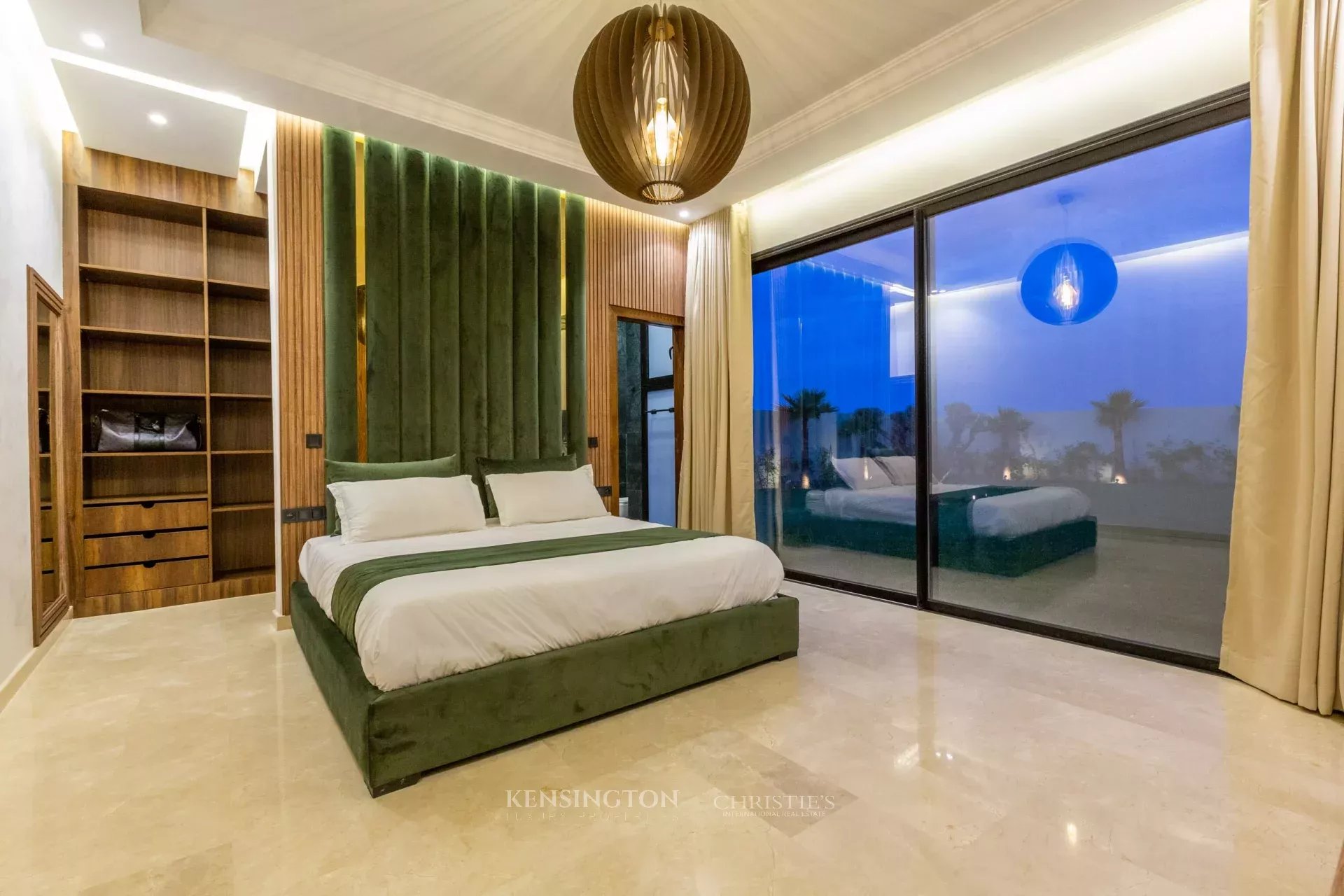 5 Bedroom Villa/Townhouse's Image 24