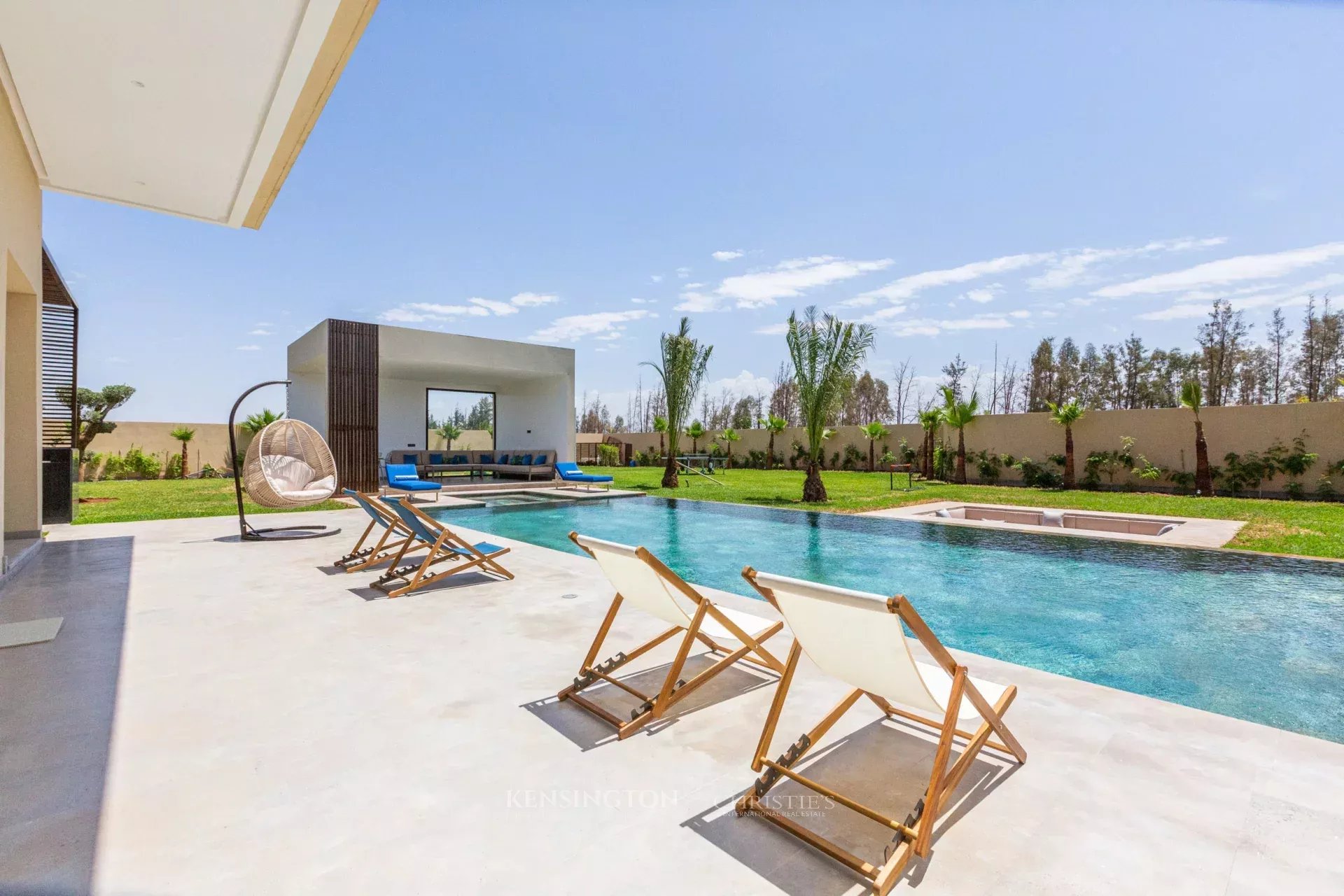 5 Bedroom Villa/Townhouse's Image 50