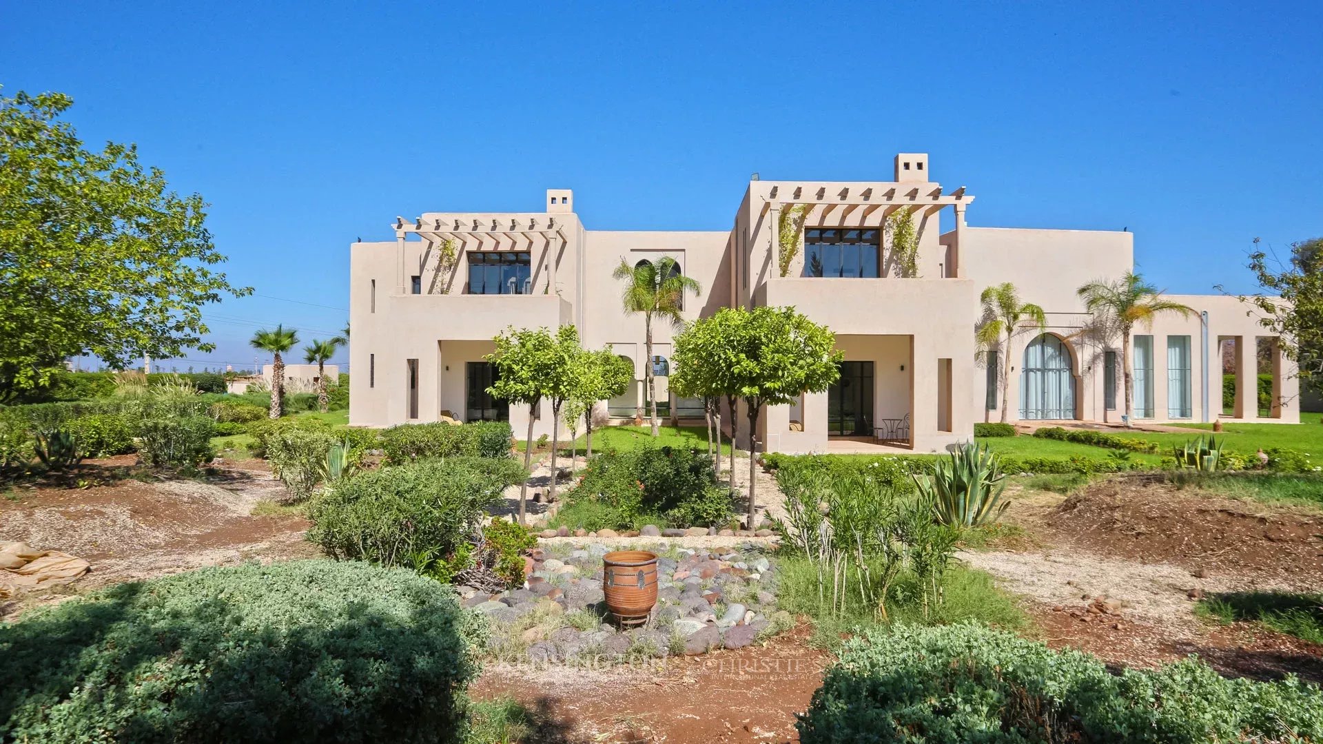 6 Bedroom Villa/Townhouse's Image 11