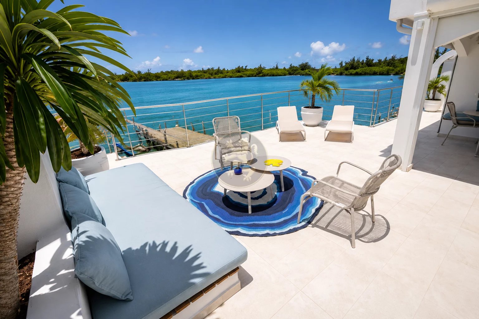 Waterfront 3BR Estate in Point Pirouette — photo 9