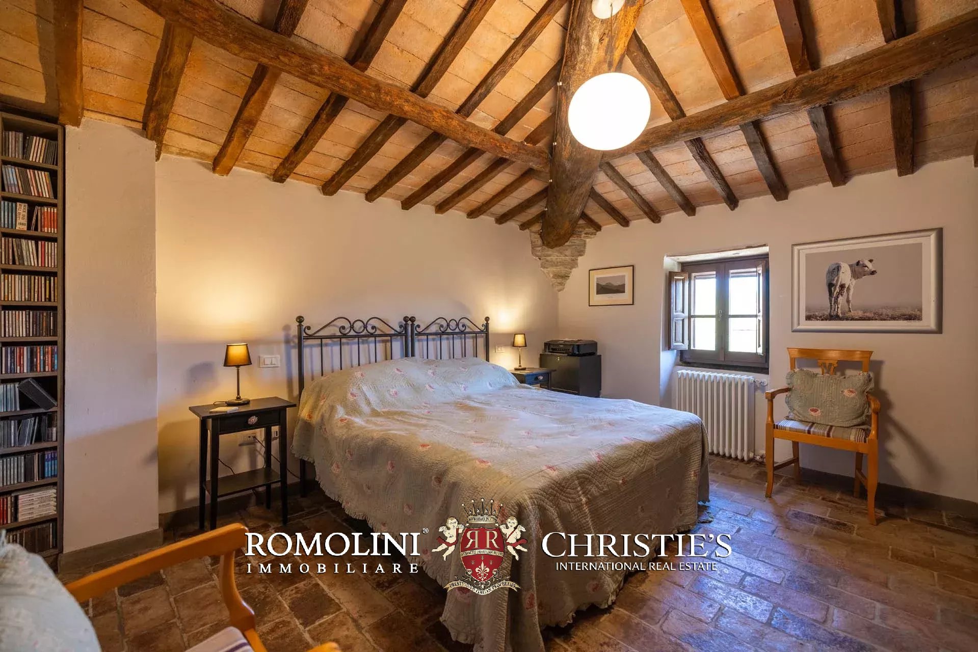 9 Bedroom Villa/Townhouse's Image 45