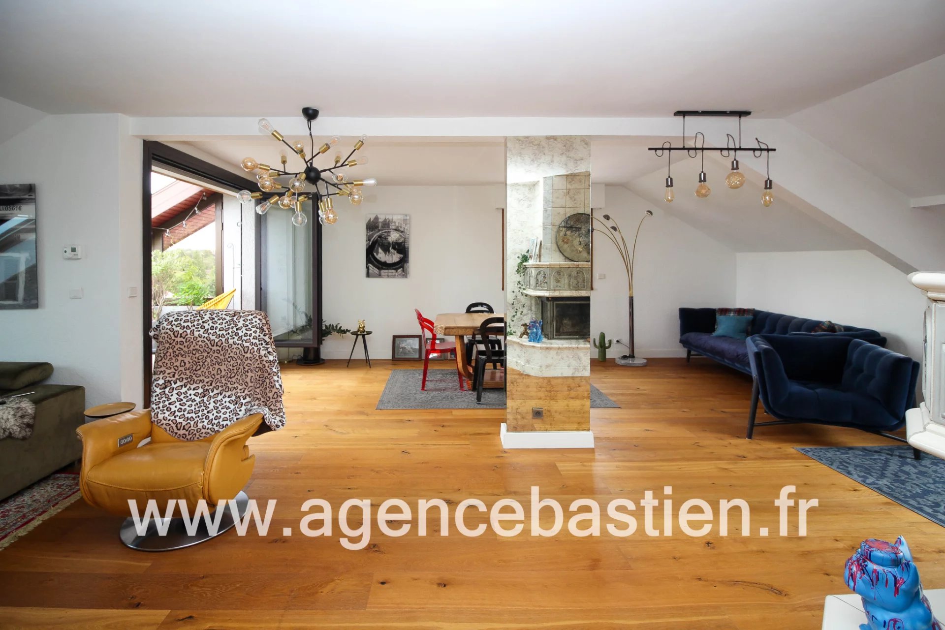 Divonne les Bains - Appartement 5 pièces en attique - 220 m2