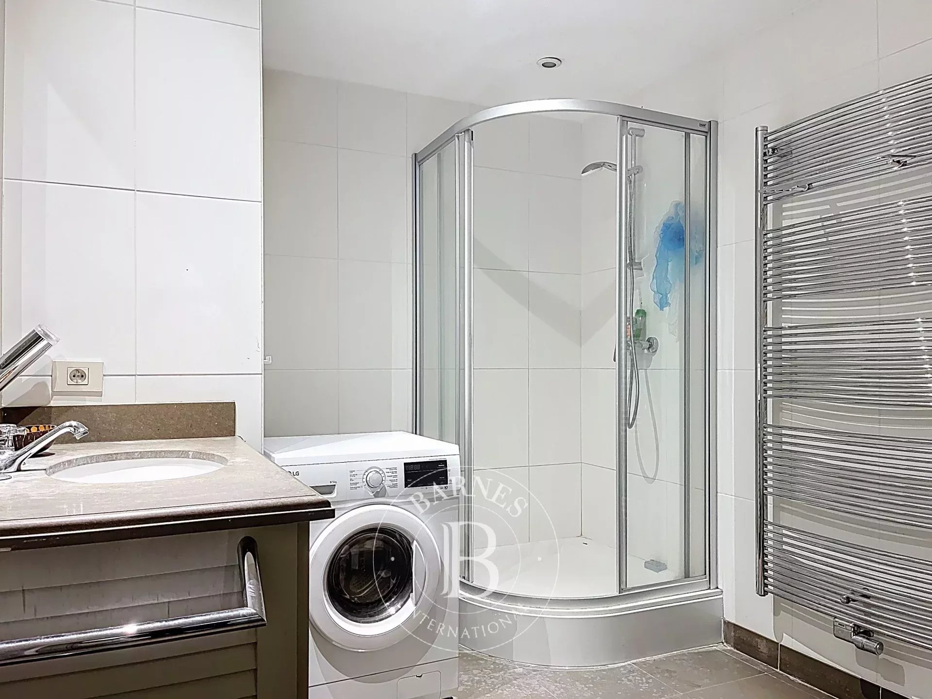 Louise - Furnished 1 bedroom apartment