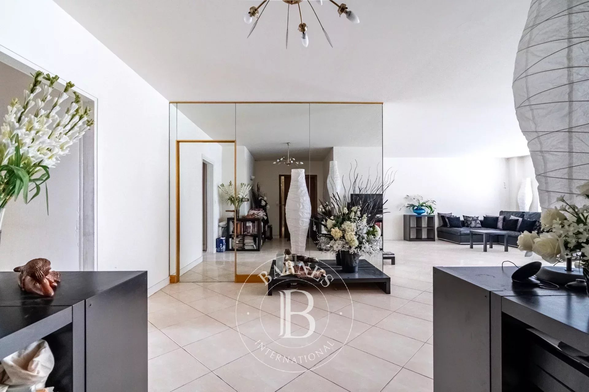 Sole agent - Paris 16 - Muette  - Apartment with balcony - picture 6