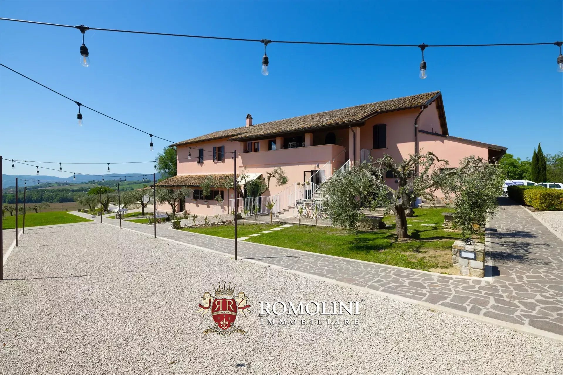 35 Bedroom Villa/Townhouse's Image 28