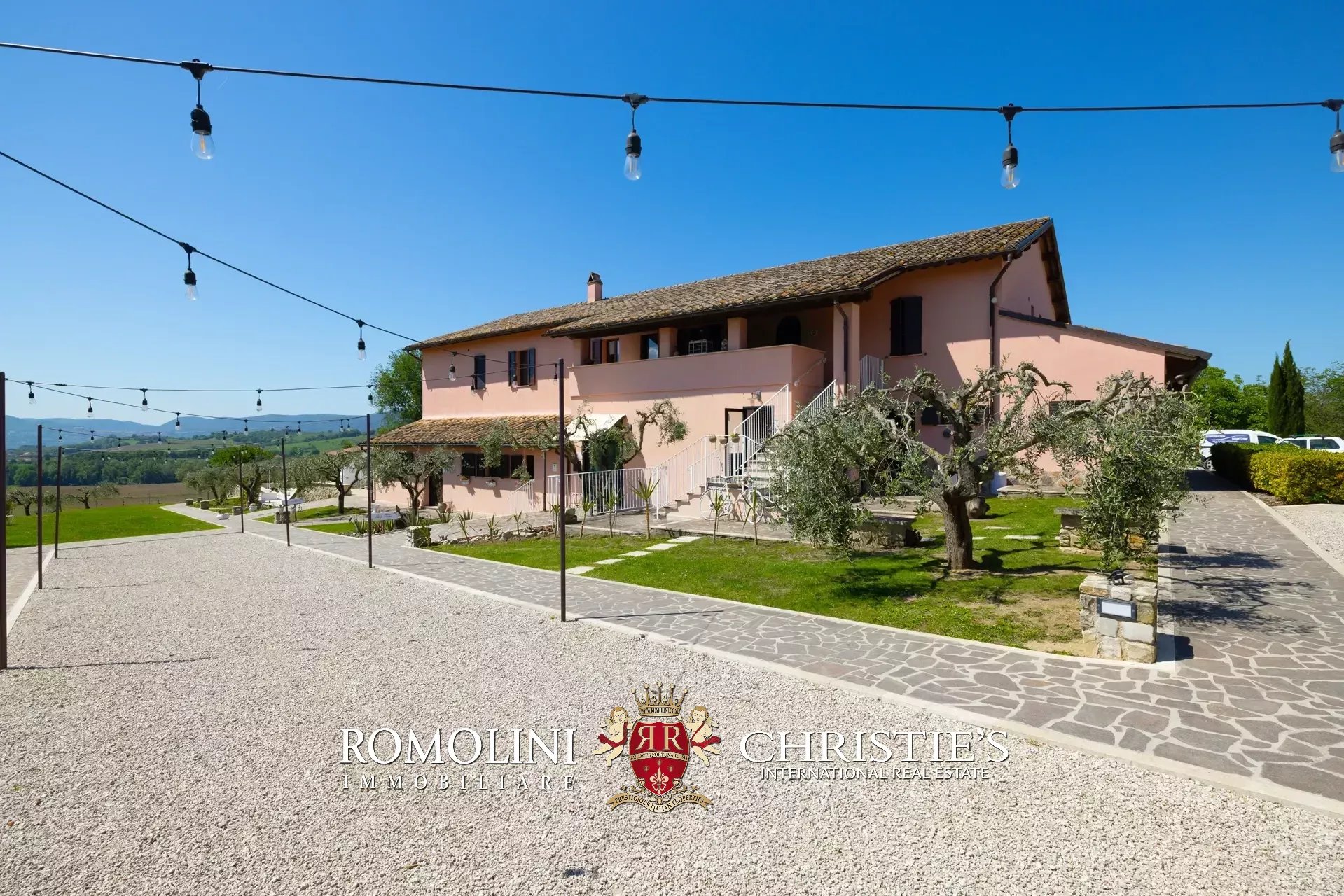 35 Bedroom Villa/Townhouse's Image 28