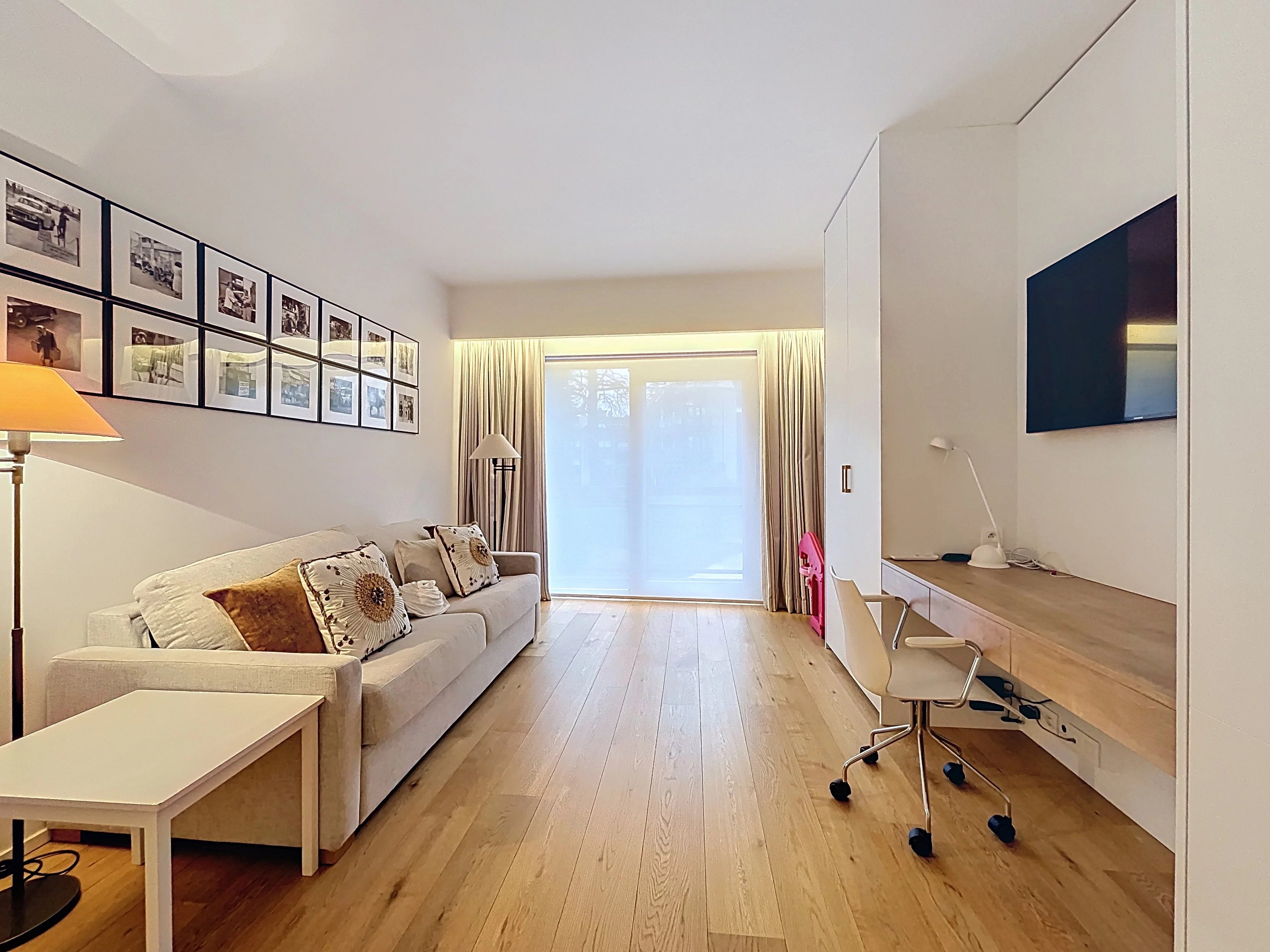 Observatorium - Prestigieuze gerenoveerde flat, terrassen, dubbele garage