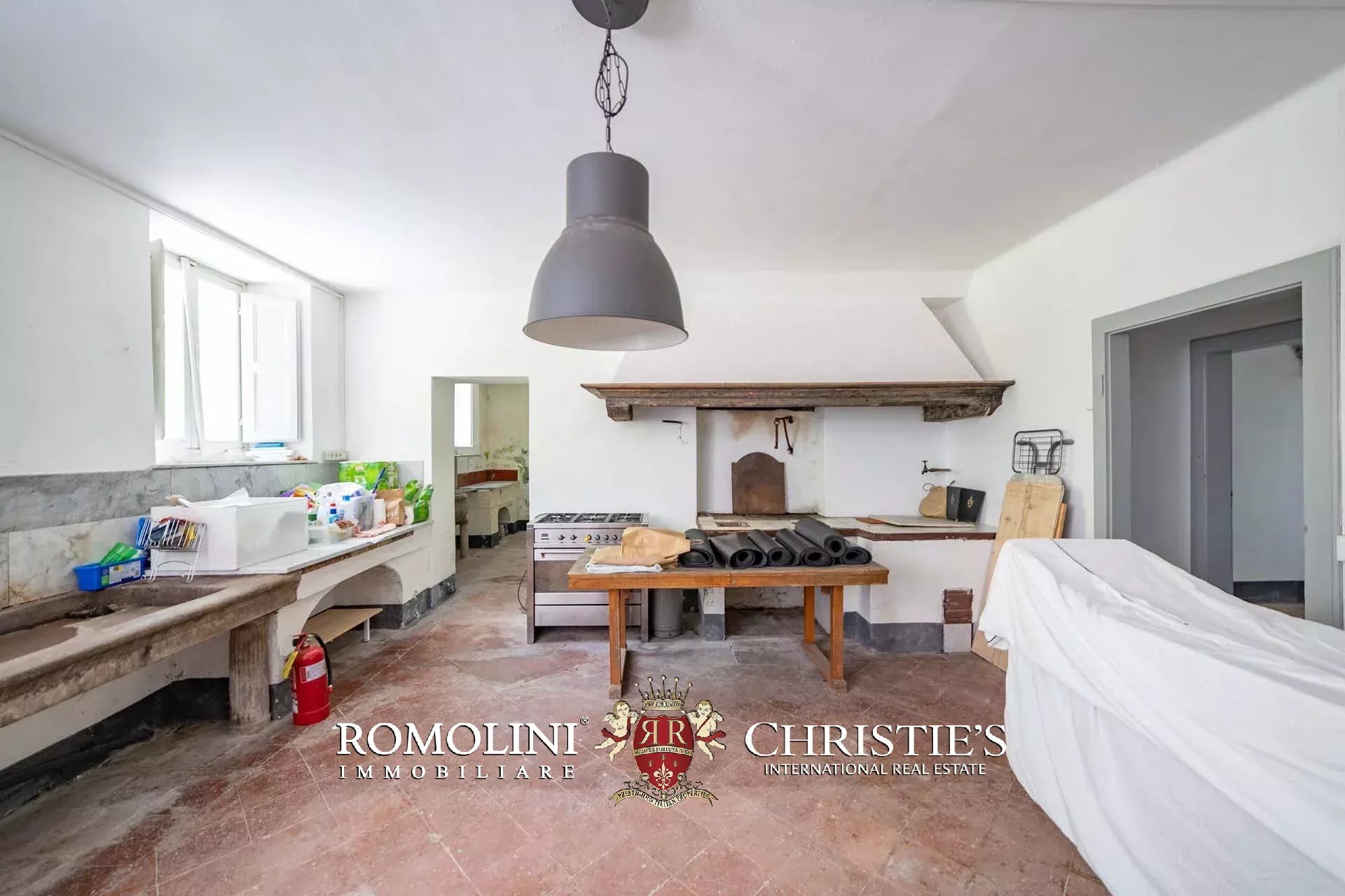 15 Bedroom Villa/Townhouse's Image 107