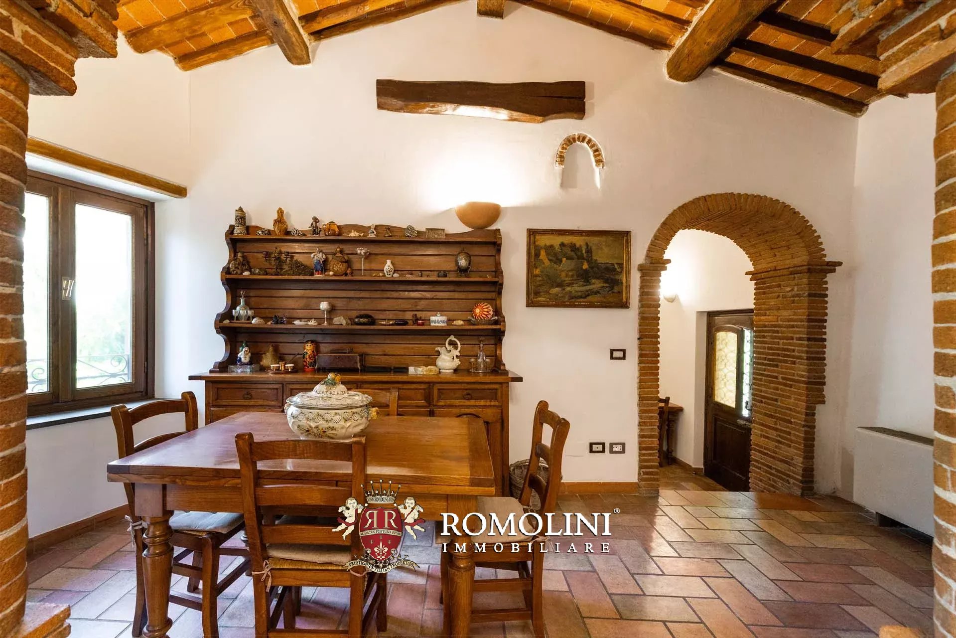 11 Bedroom Villa/Townhouse's Image 17