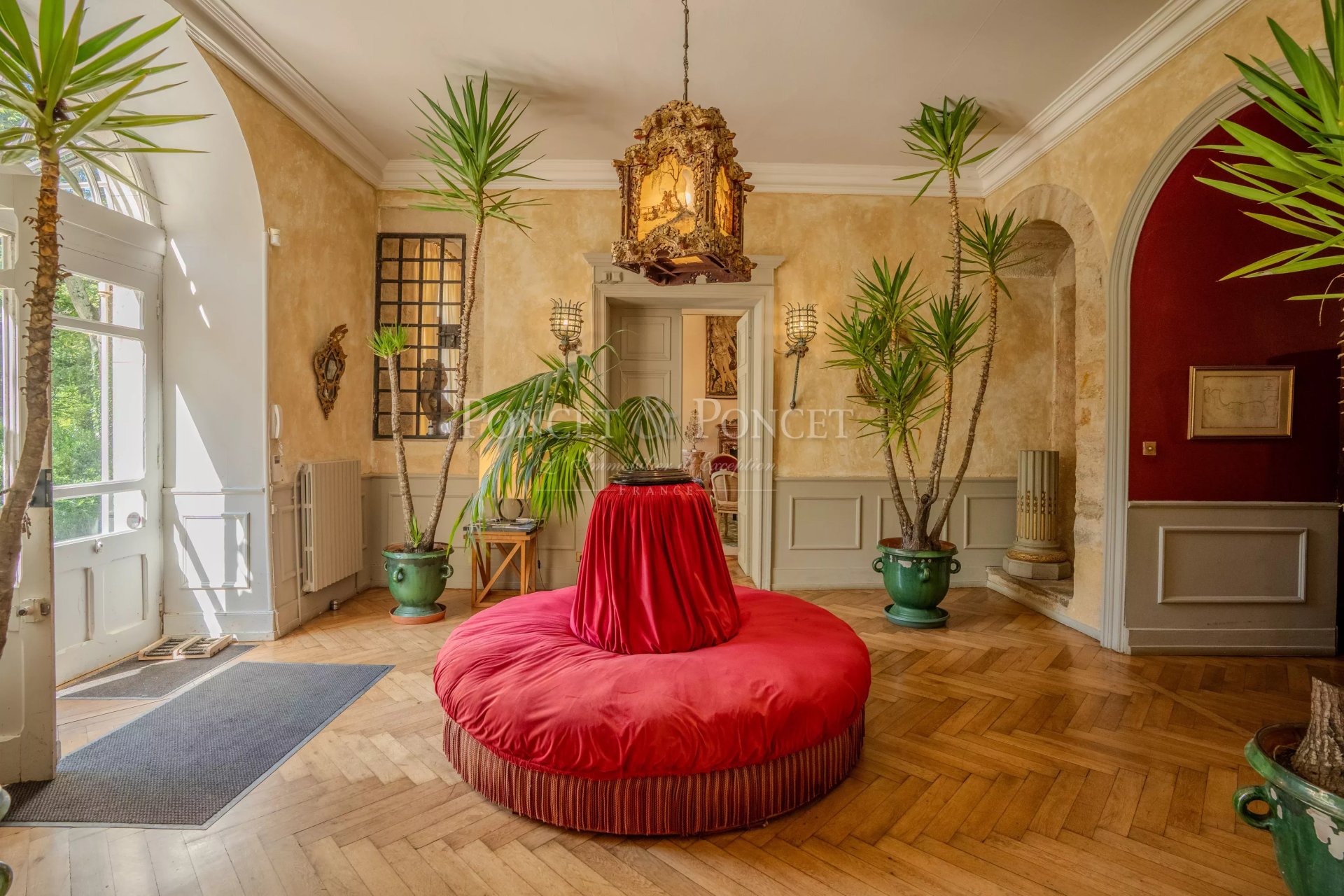 16 Bedroom Chateau's Image 5