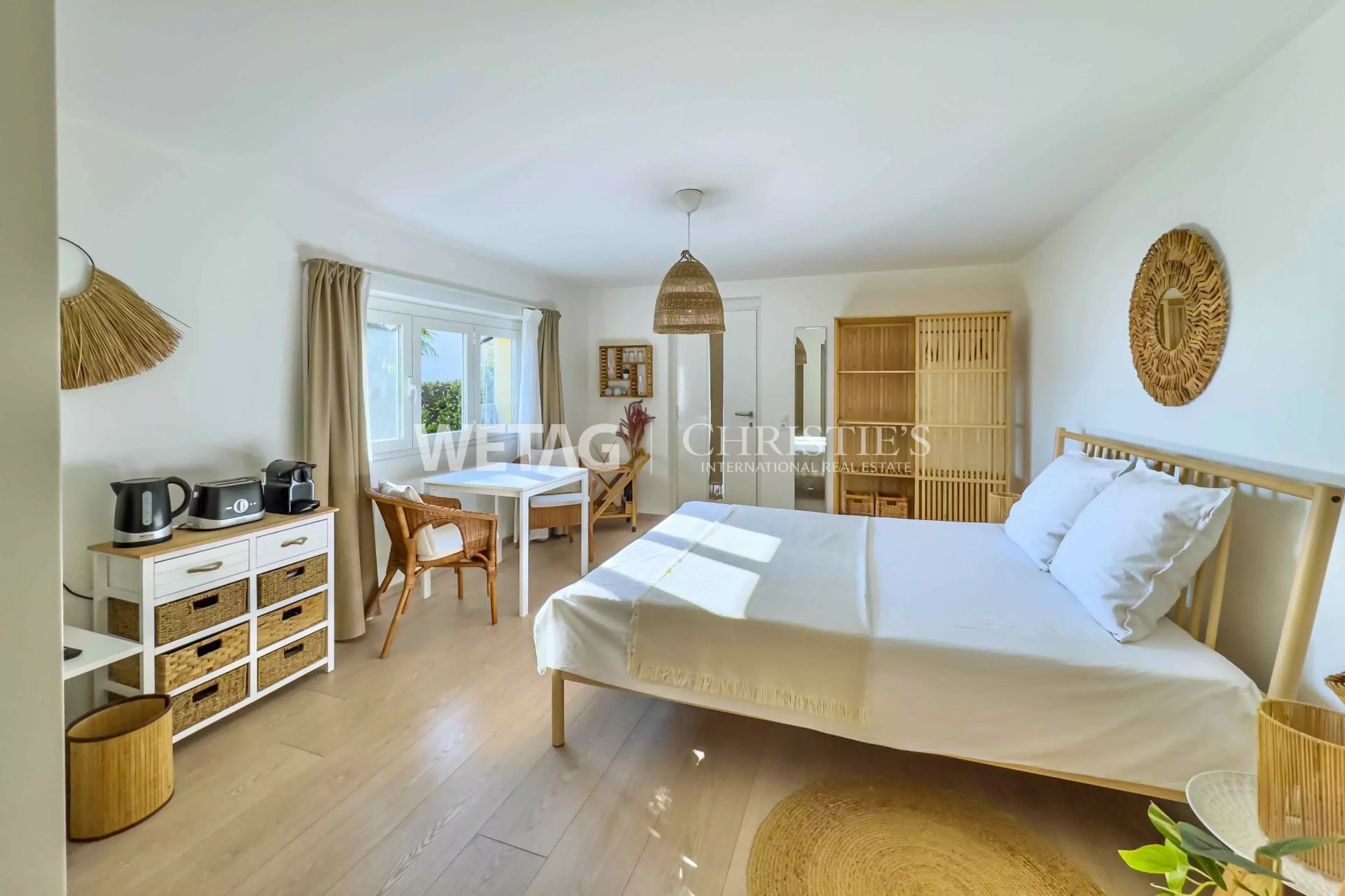 5 Bedroom Villa/Townhouse's Image 6