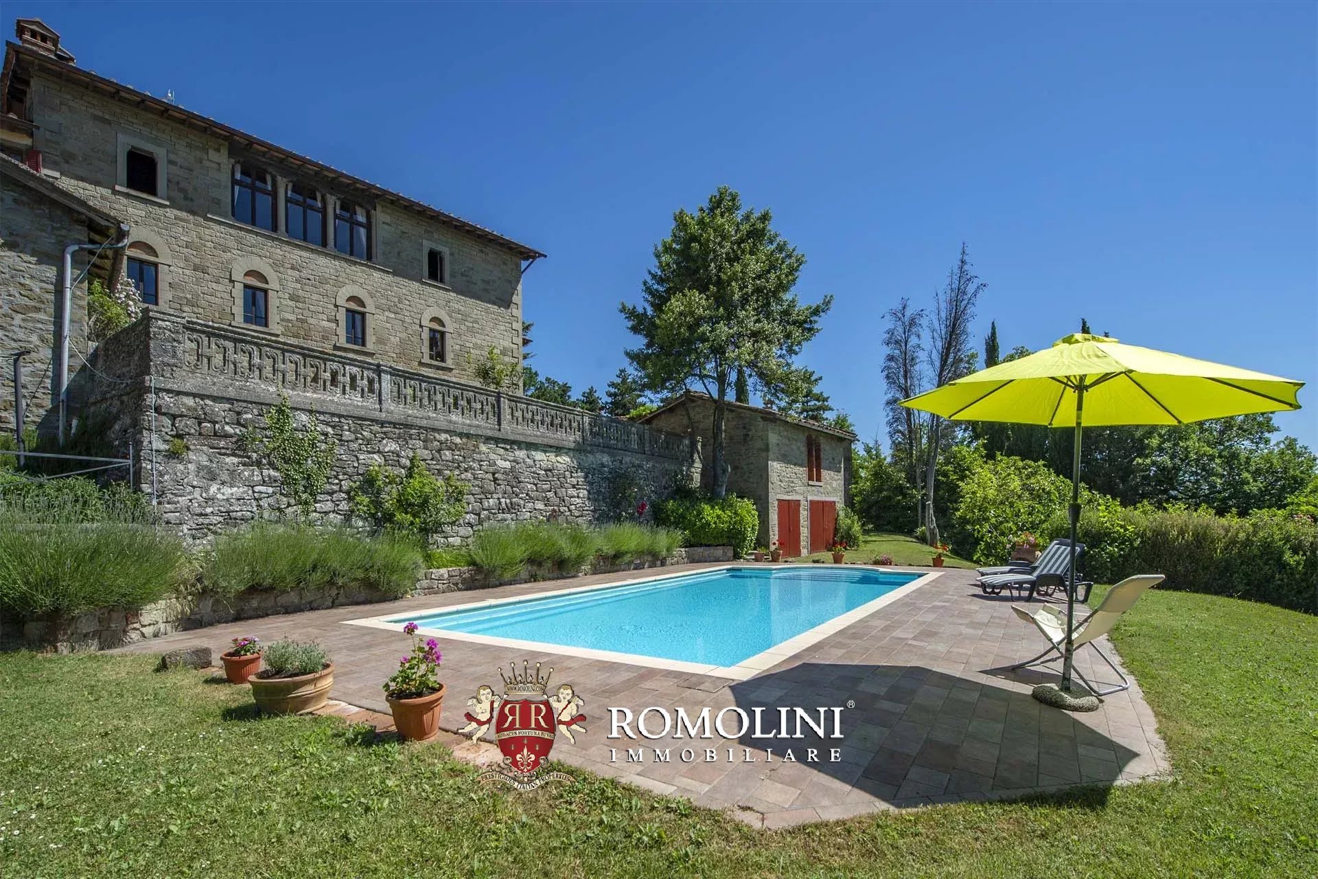 10 Bedroom Villa/Townhouse's Image 6