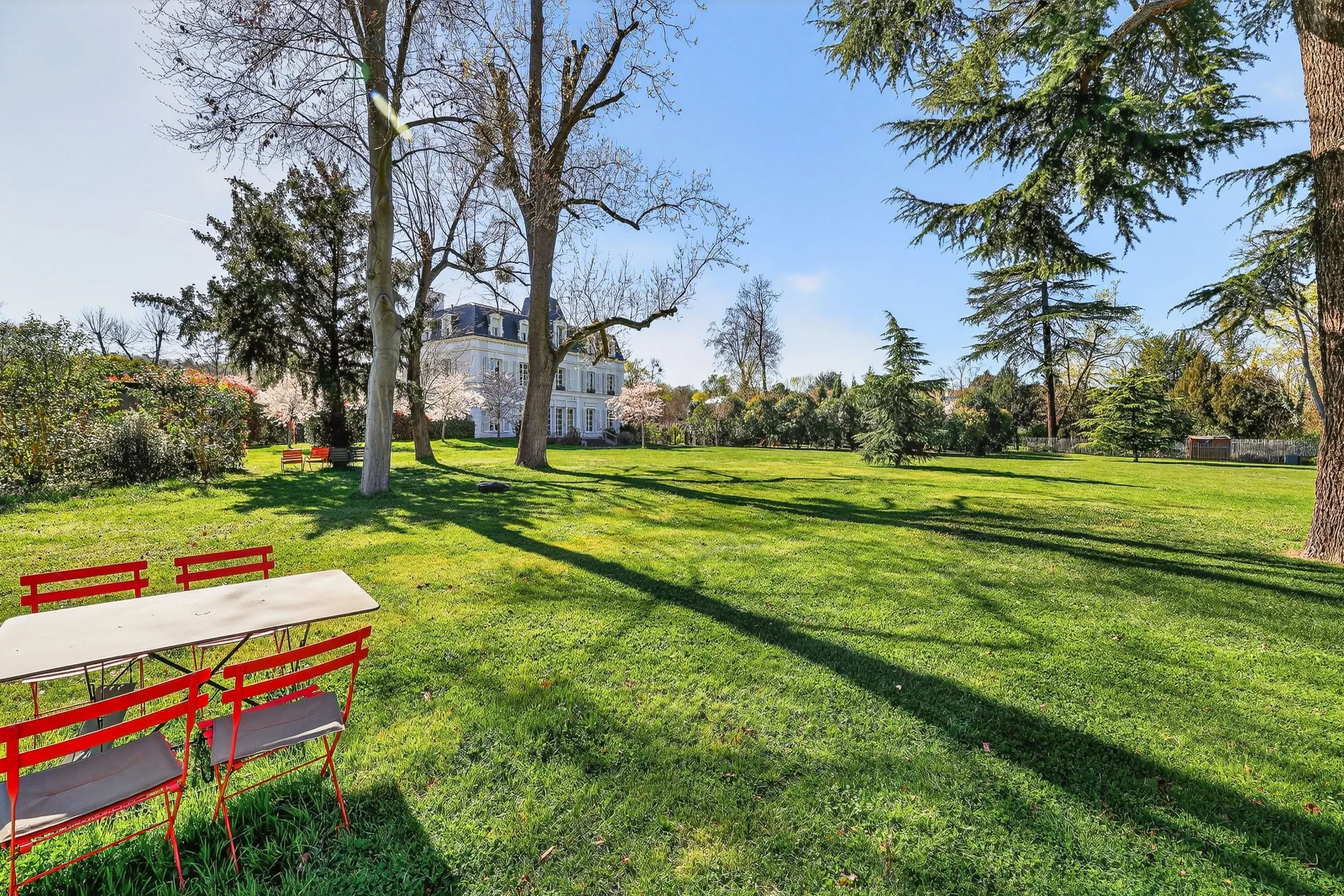 Rueil-Malmaison - CITY CENTER CHATEAU DE LA MALMAISON