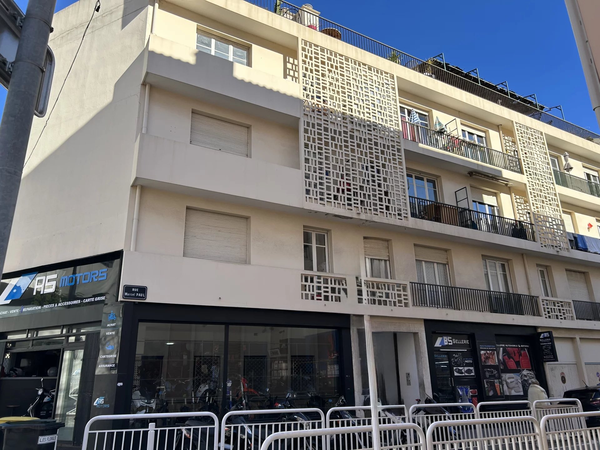 Agence immobilière de 