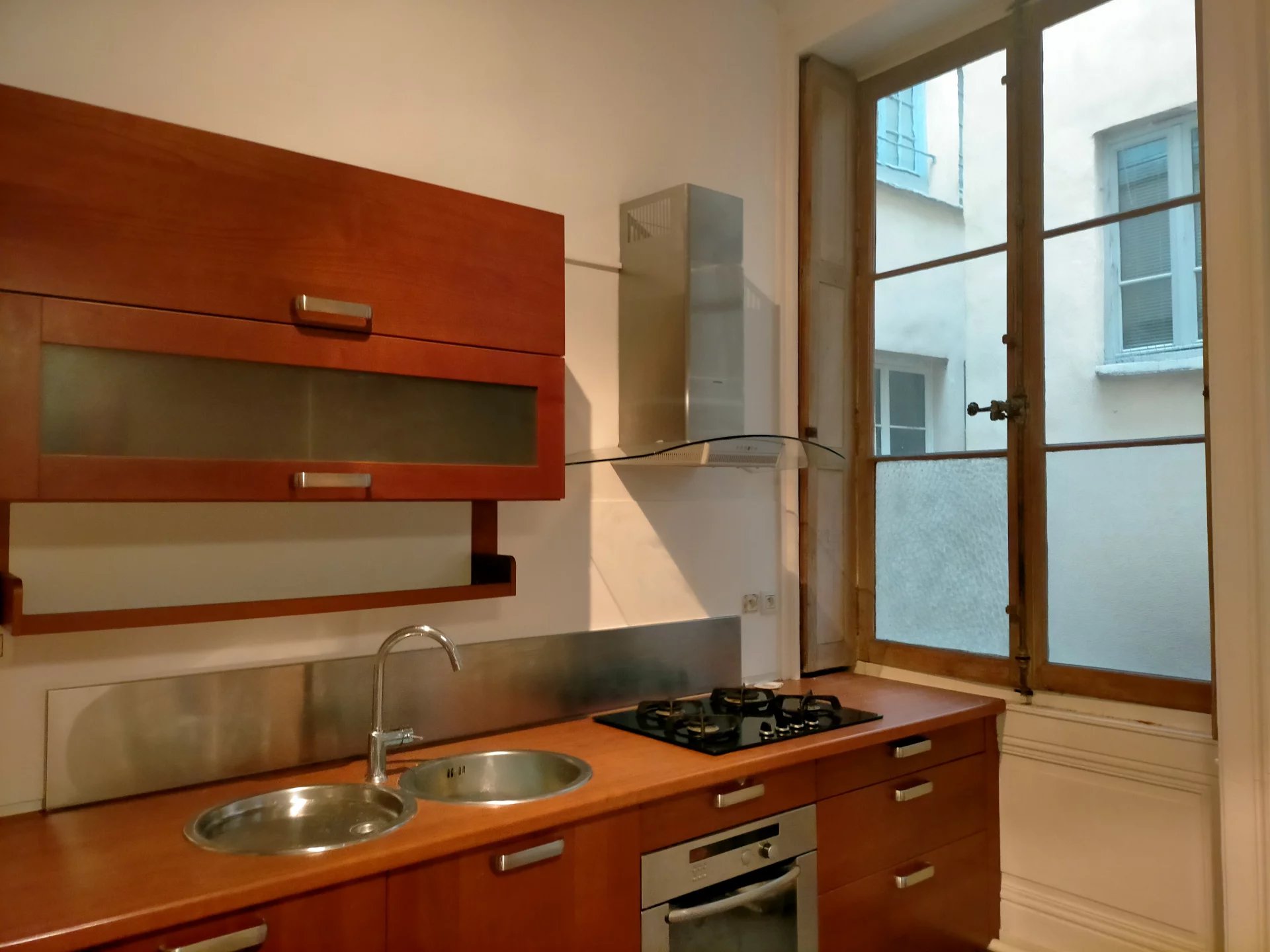 5718336 Location Lyon 1er