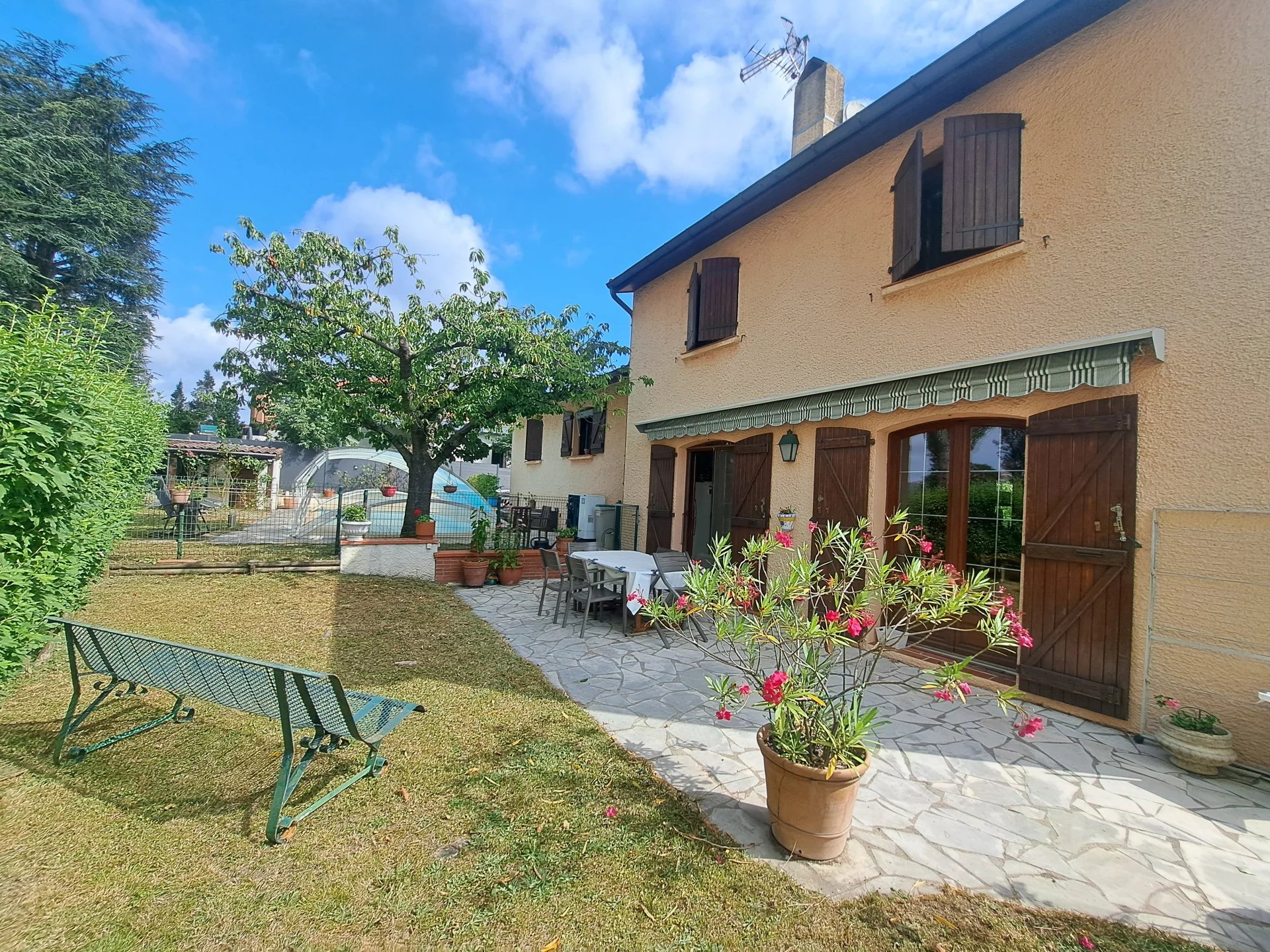 Agence immobilière de 