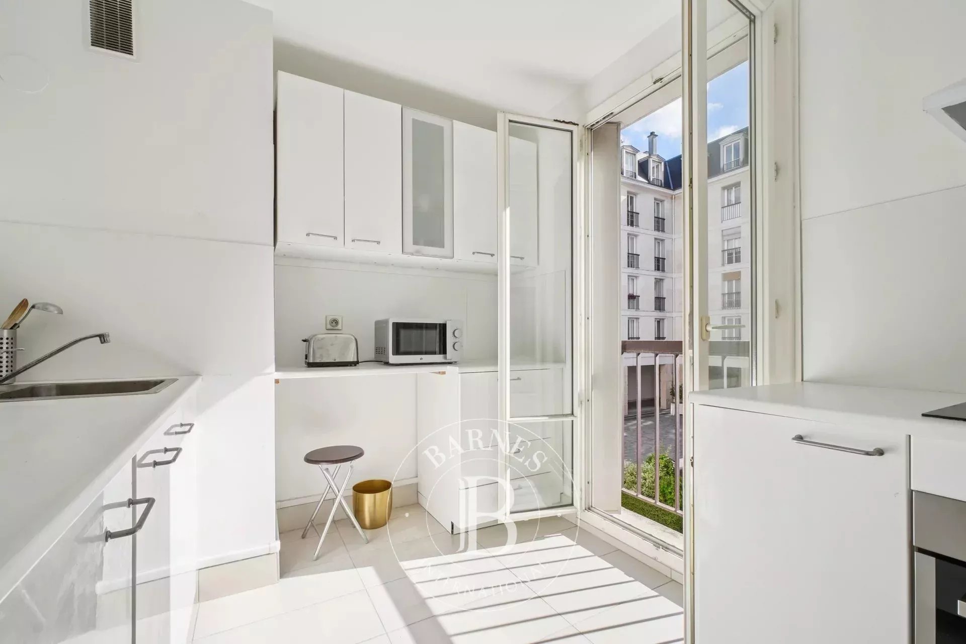 The BARNES rental department... - picture 4