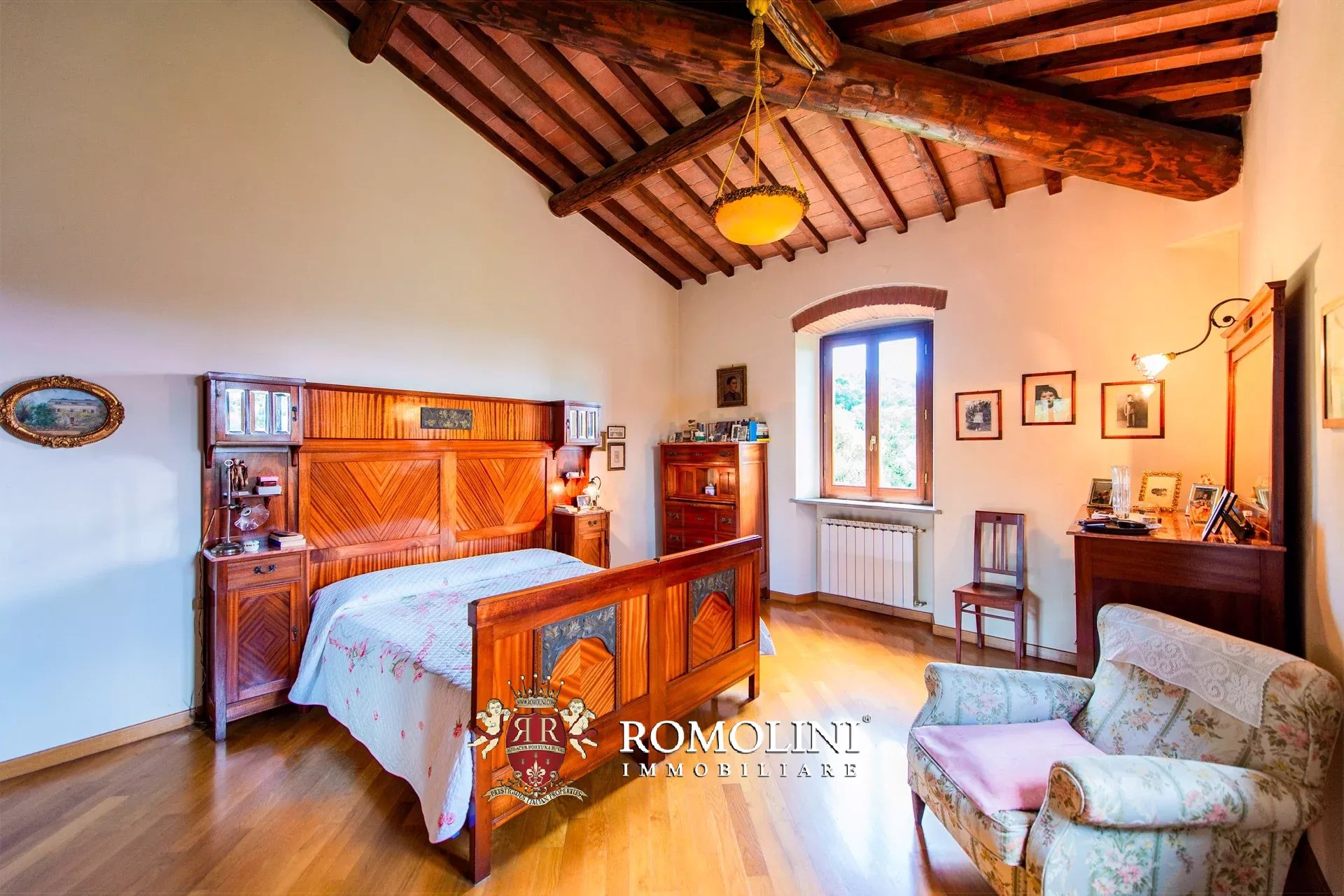 6 Bedroom Villa/Townhouse's Image 34