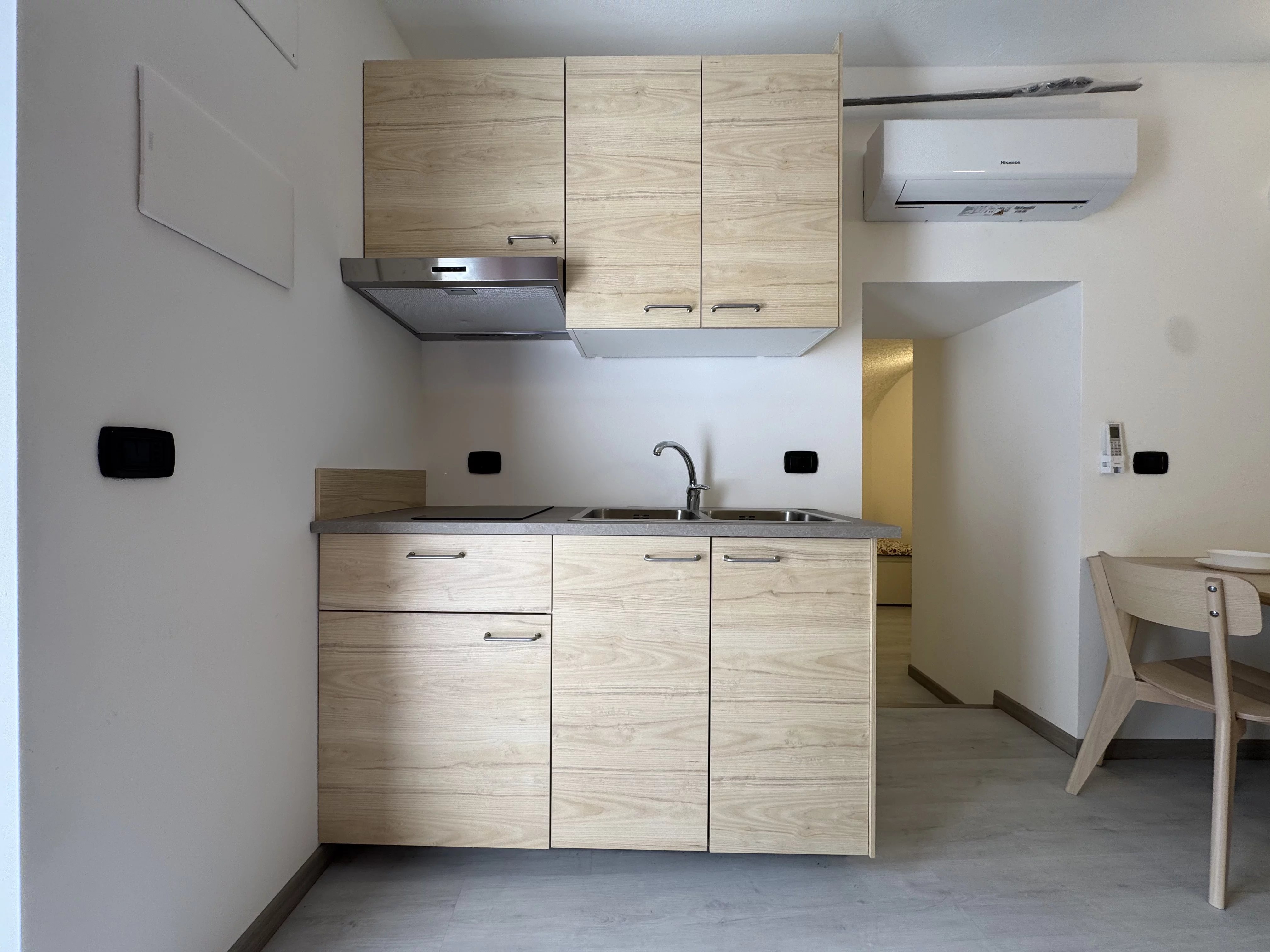 STUDIO APARTMENT RENOVATED IN THE CENTER — photo 10