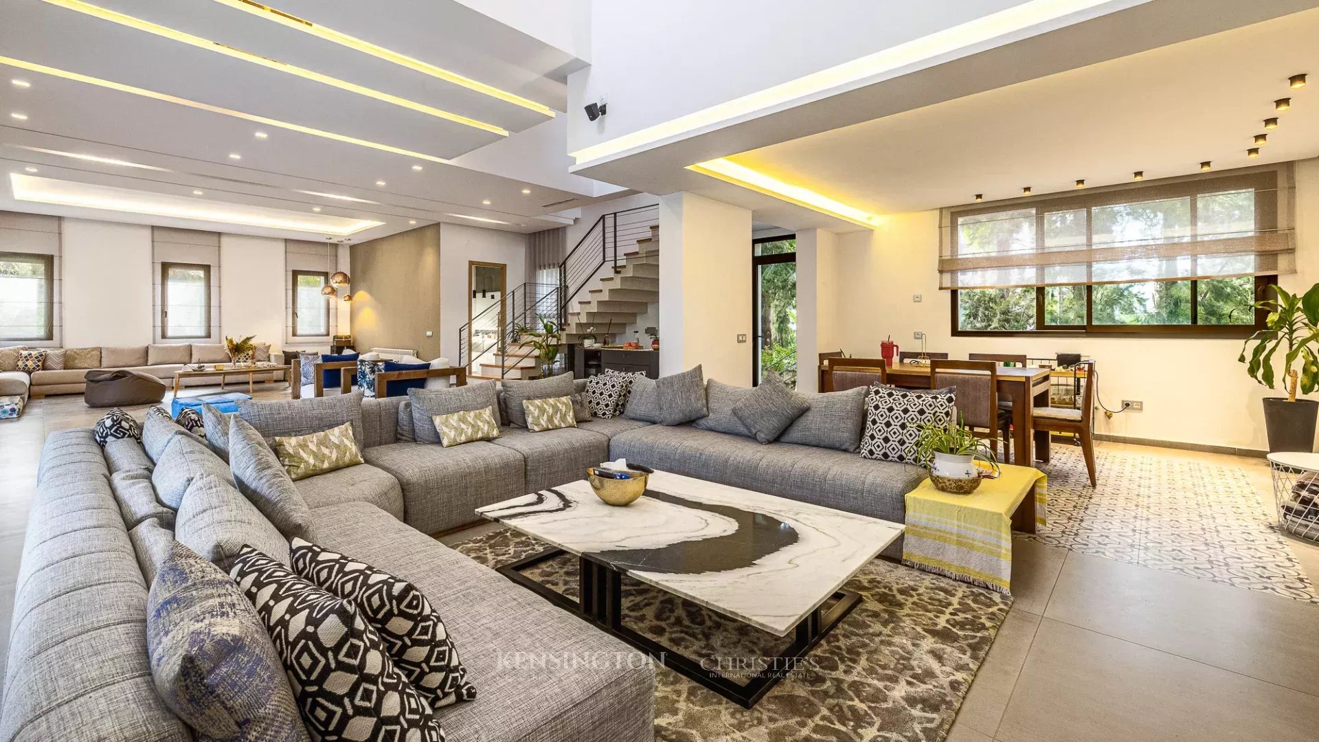 8 Bedroom Villa/Townhouse's Image 28