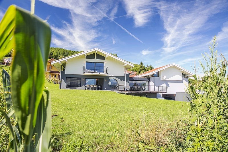 Near Geneva, contemporary house