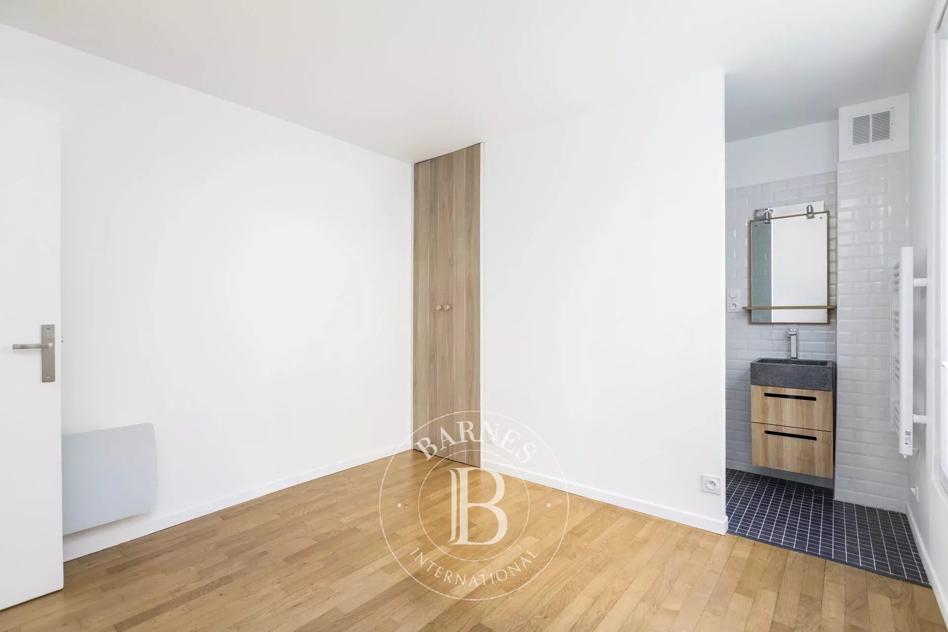 Daire Paris 3ème - picture 6