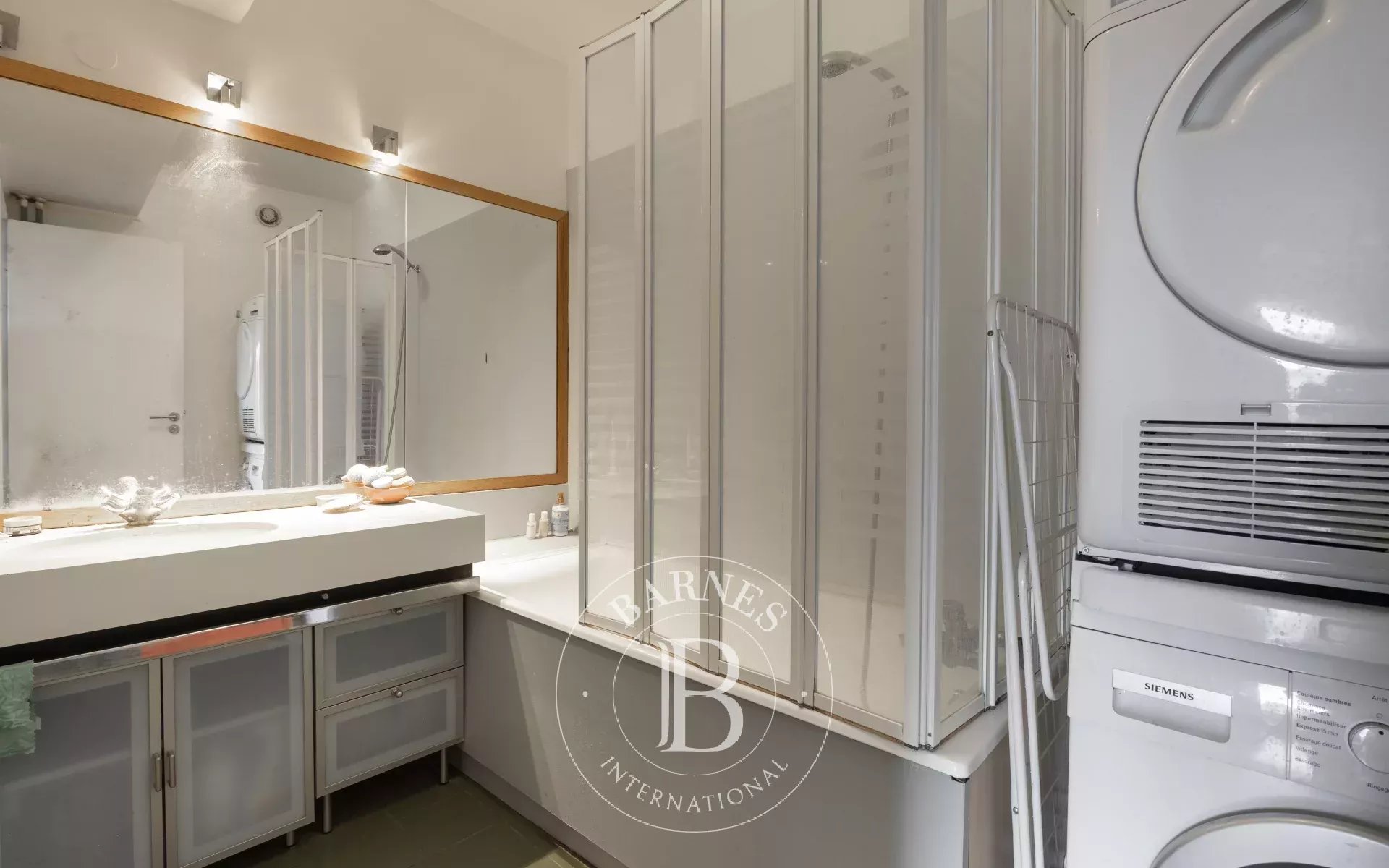 Daire Paris 18ème - picture 10