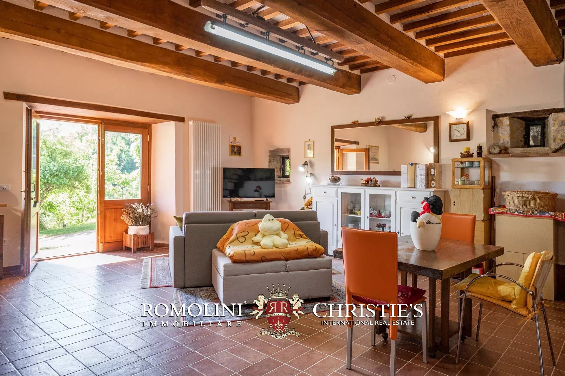 6 Bedroom Villa/Townhouse's Image 82