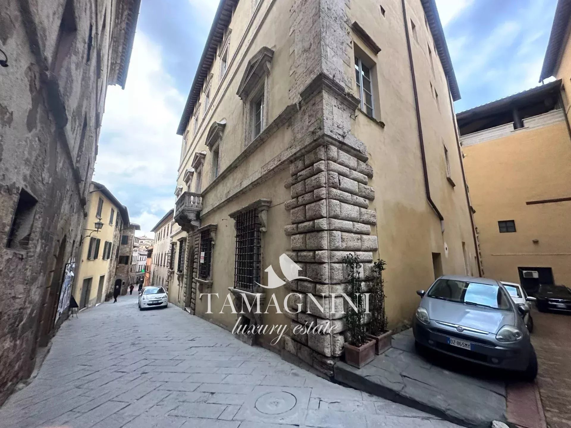 Montepulciano elegante appartamento in palazzo storico